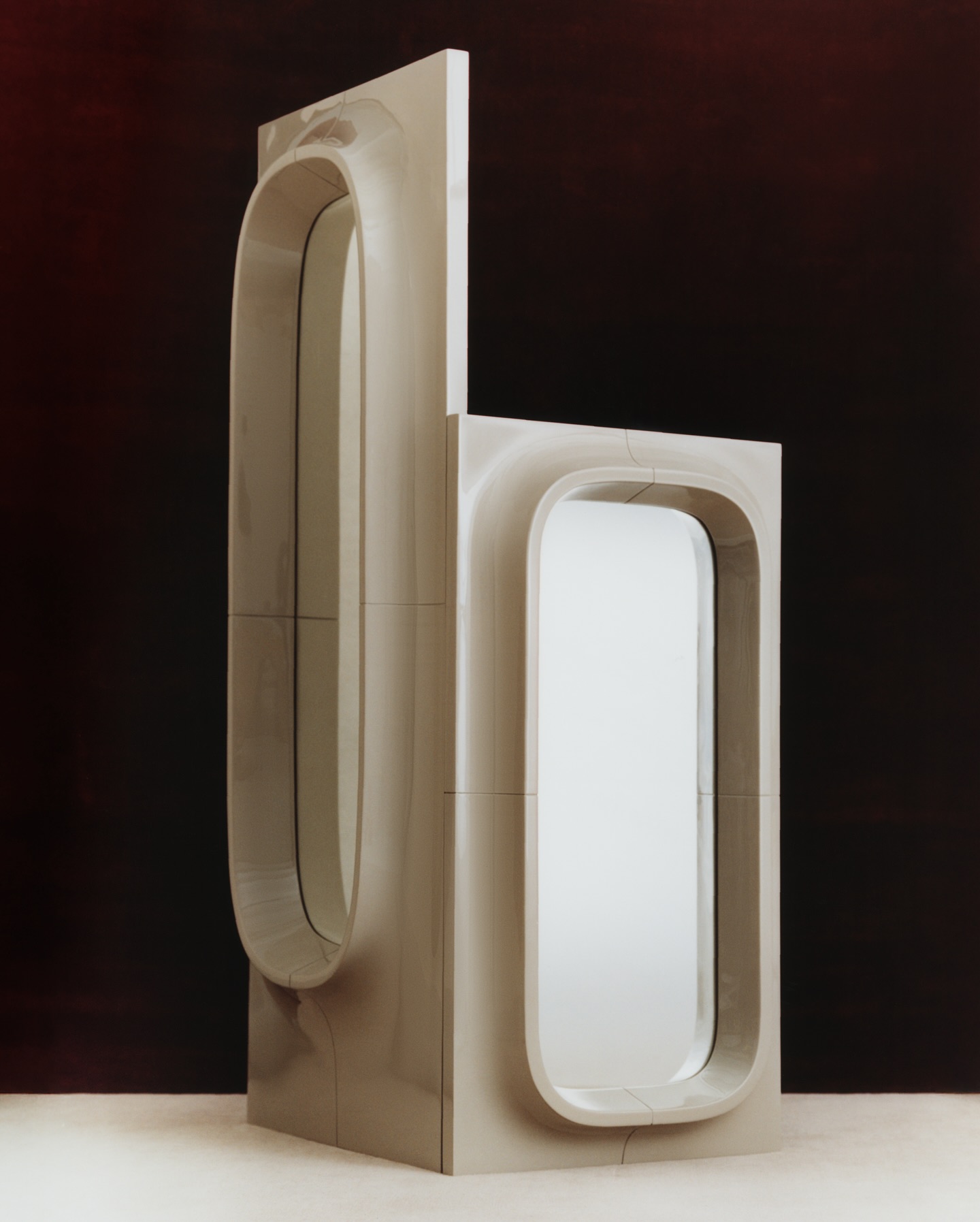 Willo Perron studio Perron-Roettinger BST Nordiska Galleriet (No-Ga) ban tra Module guong Porthole