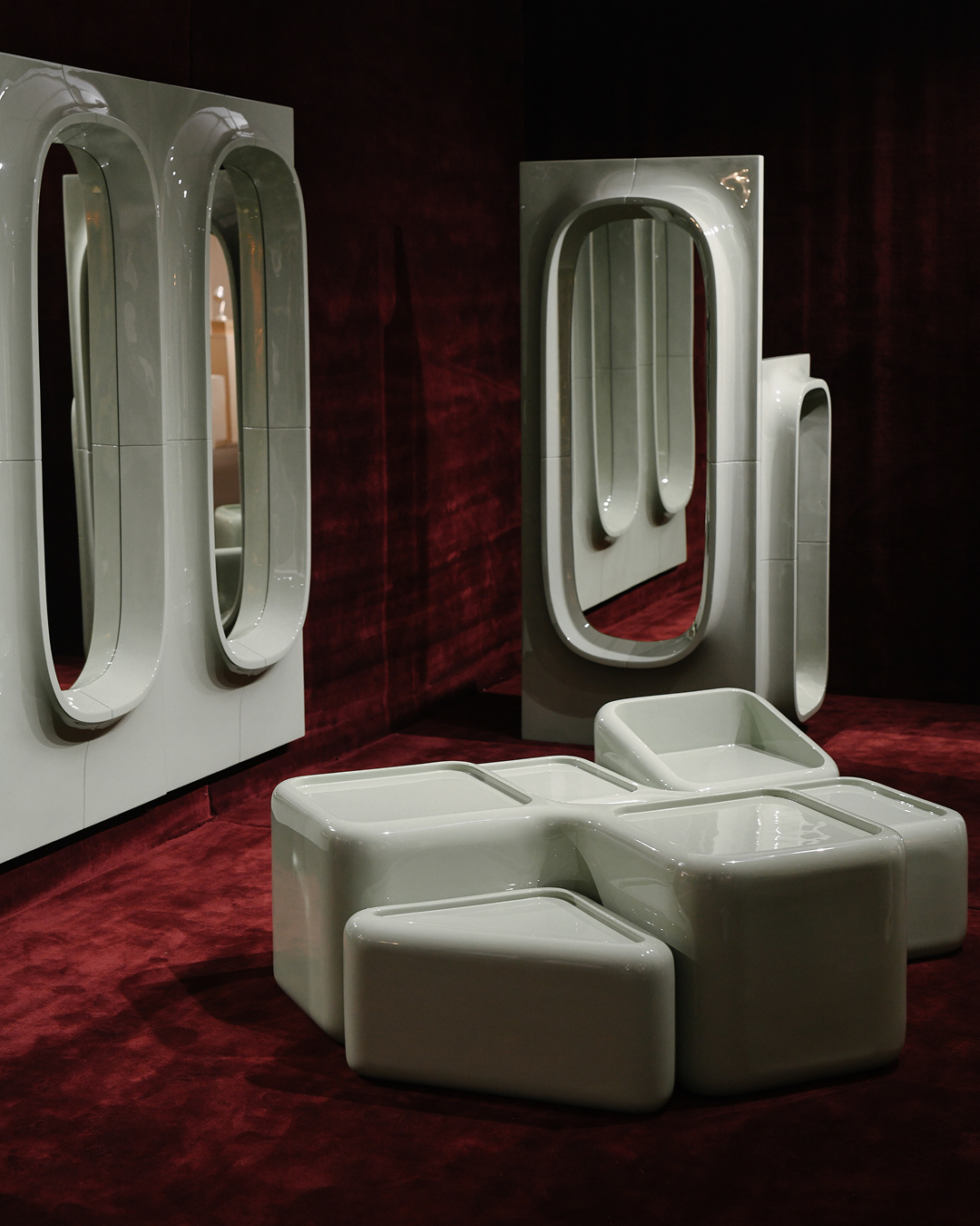 Willo Perron studio Perron-Roettinger BST Nordiska Galleriet (No-Ga) ban tra Module guong Porthole