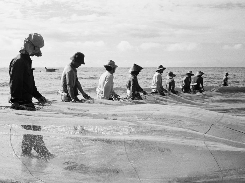 Triển lãm NỐI: Những liên kết giàu cảm xúc qua hai màu đen - trắng