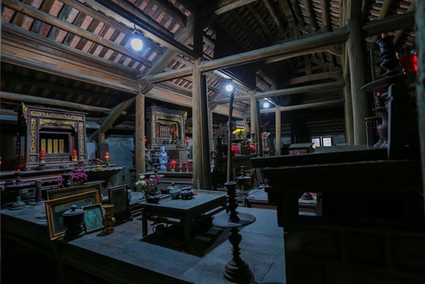 altar van hoa viet