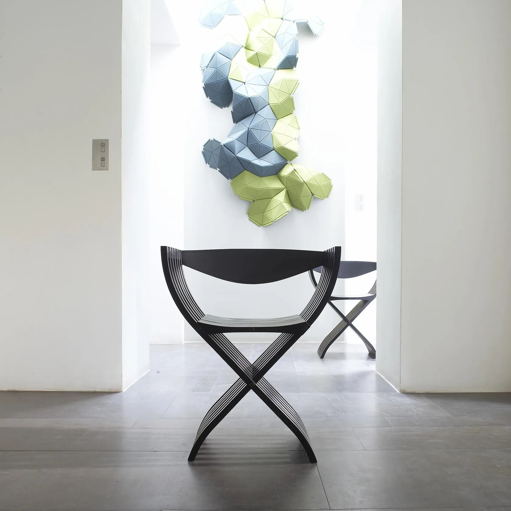 folding chair Curule Ligne Roset