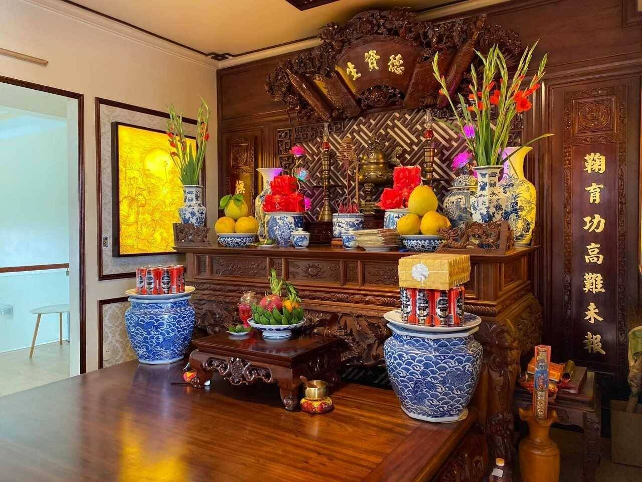 altar van hoa viet