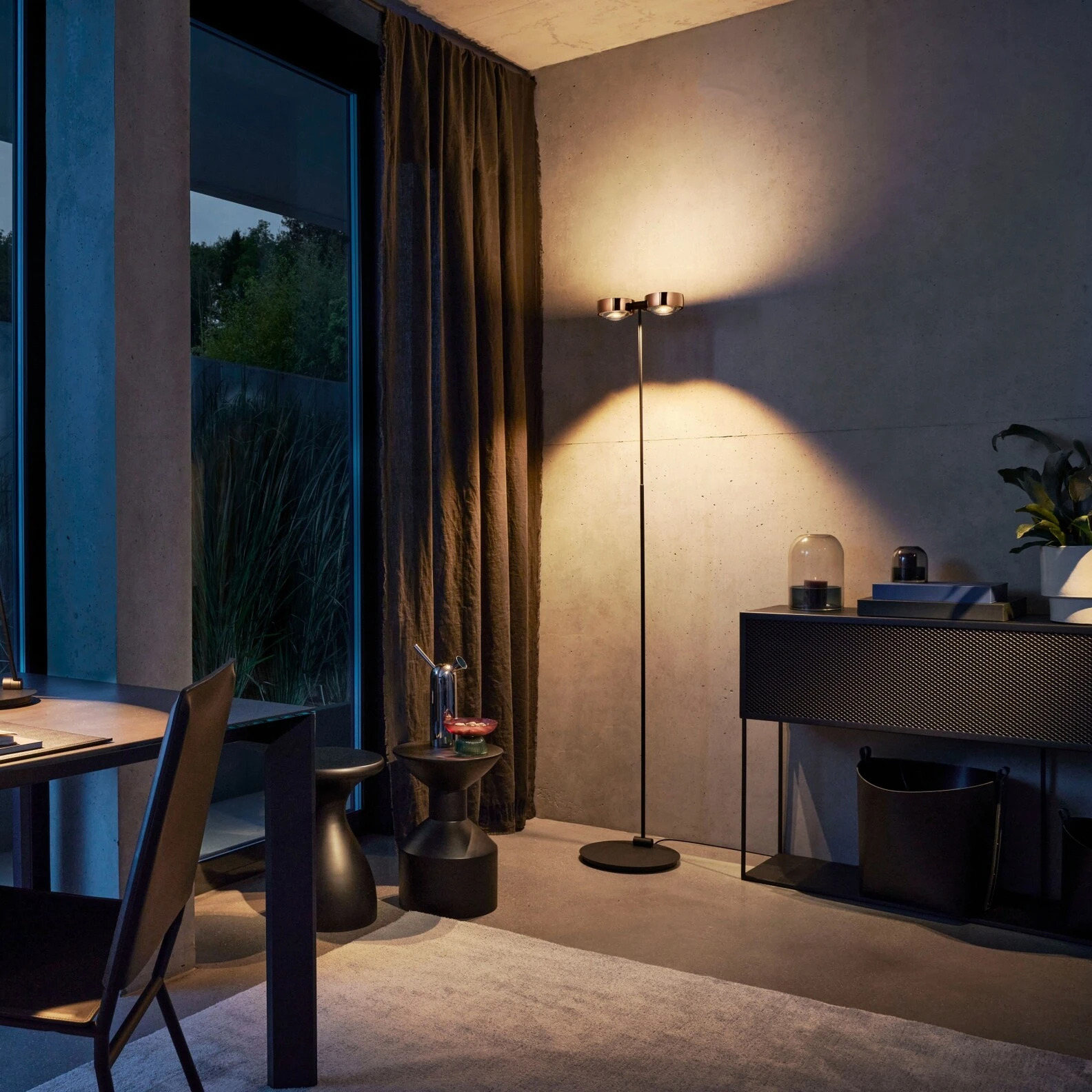 floor lamp SENTO TERRA Occhio