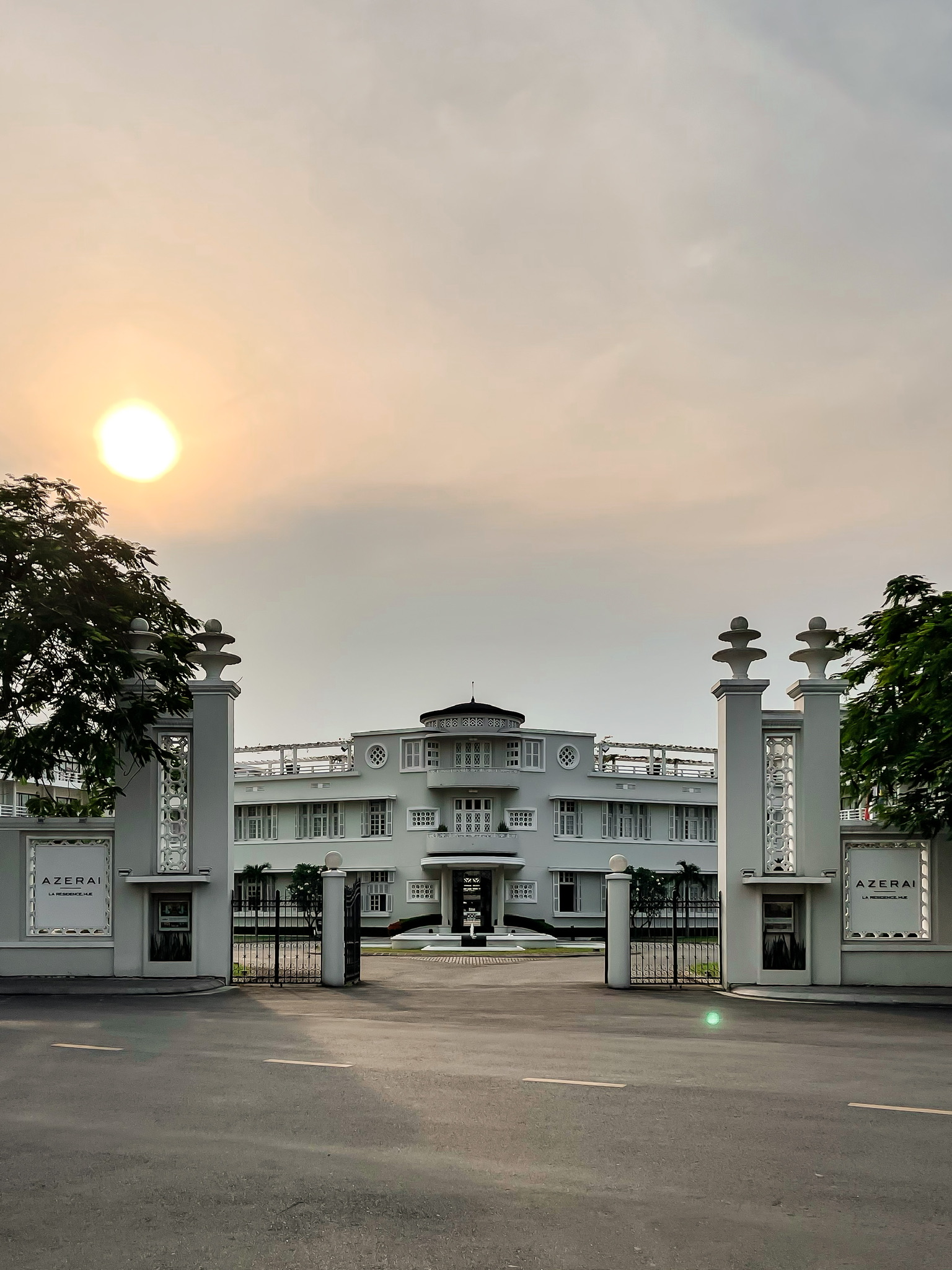 Azerai La Residence khach san du lich hue kien truc art deco