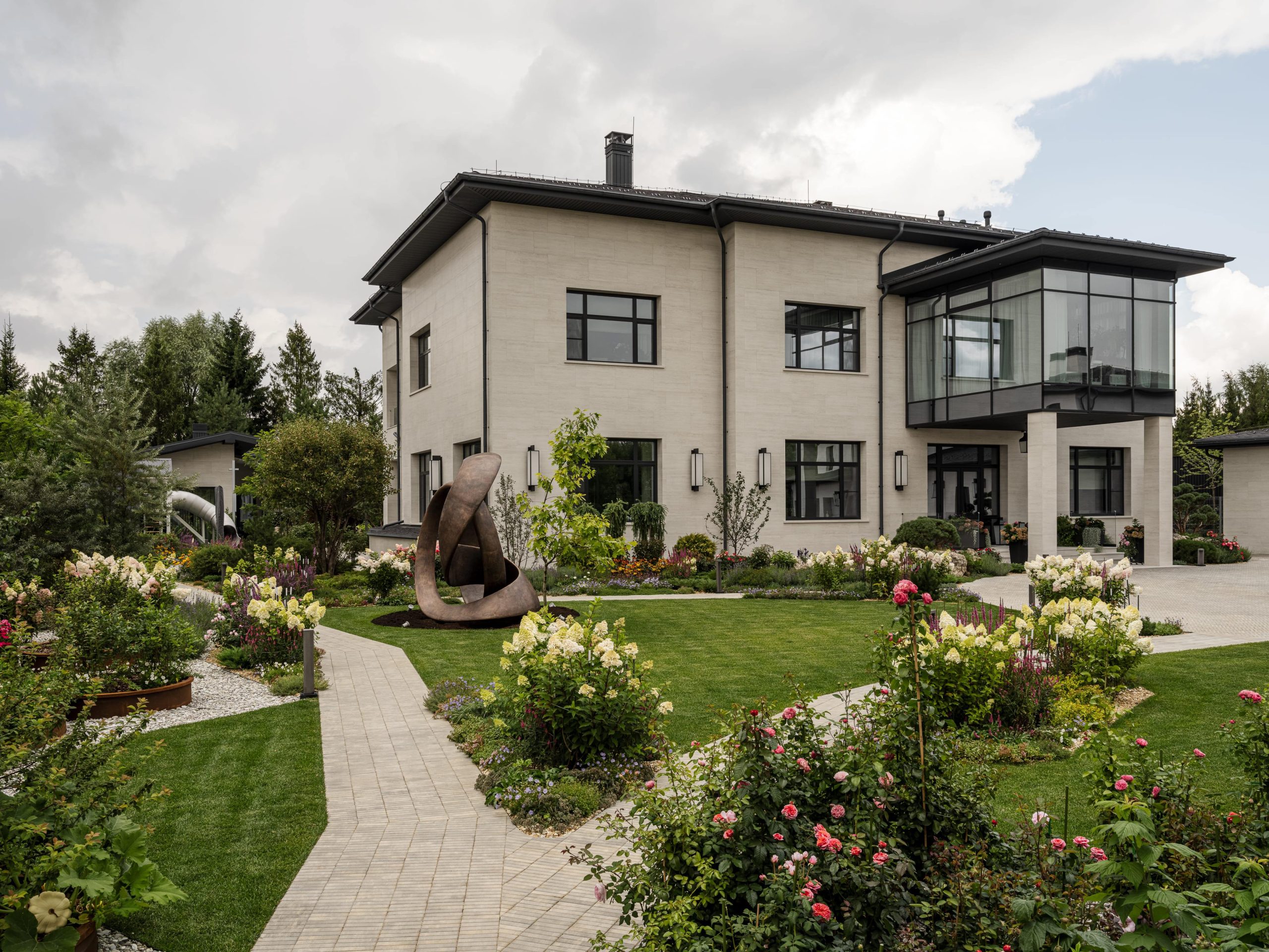 biet thu moscow villa luxurious minimalism