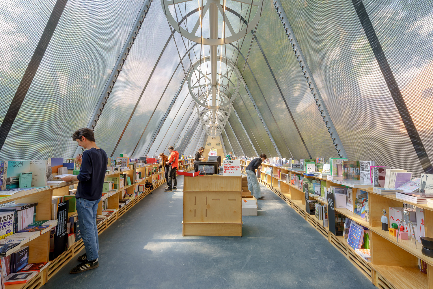thu vien trien lam biennale diller scofidio rendro kien truc su carlo ratti