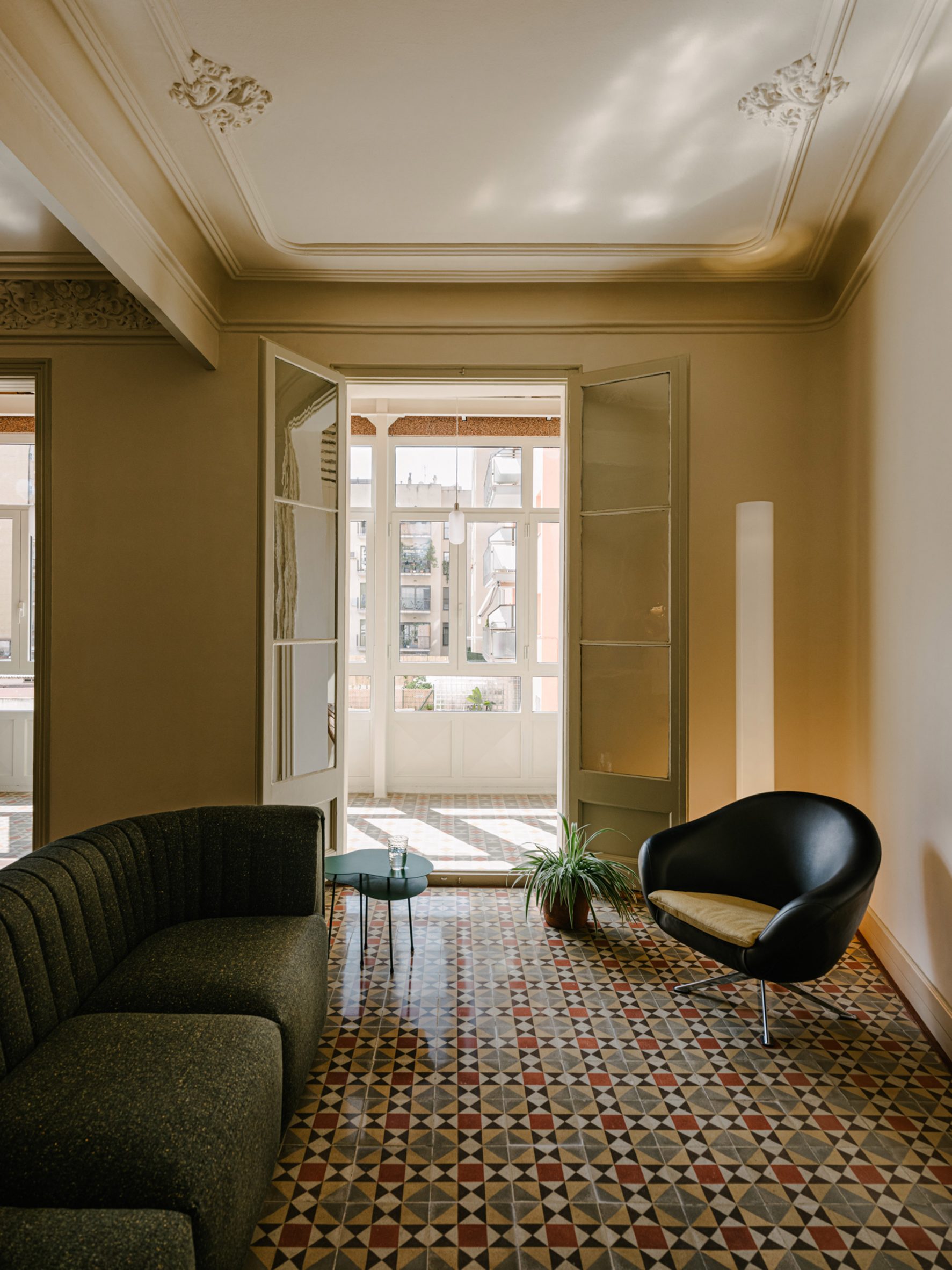 plaster Casa Salvador Viladevall III Barcelona
