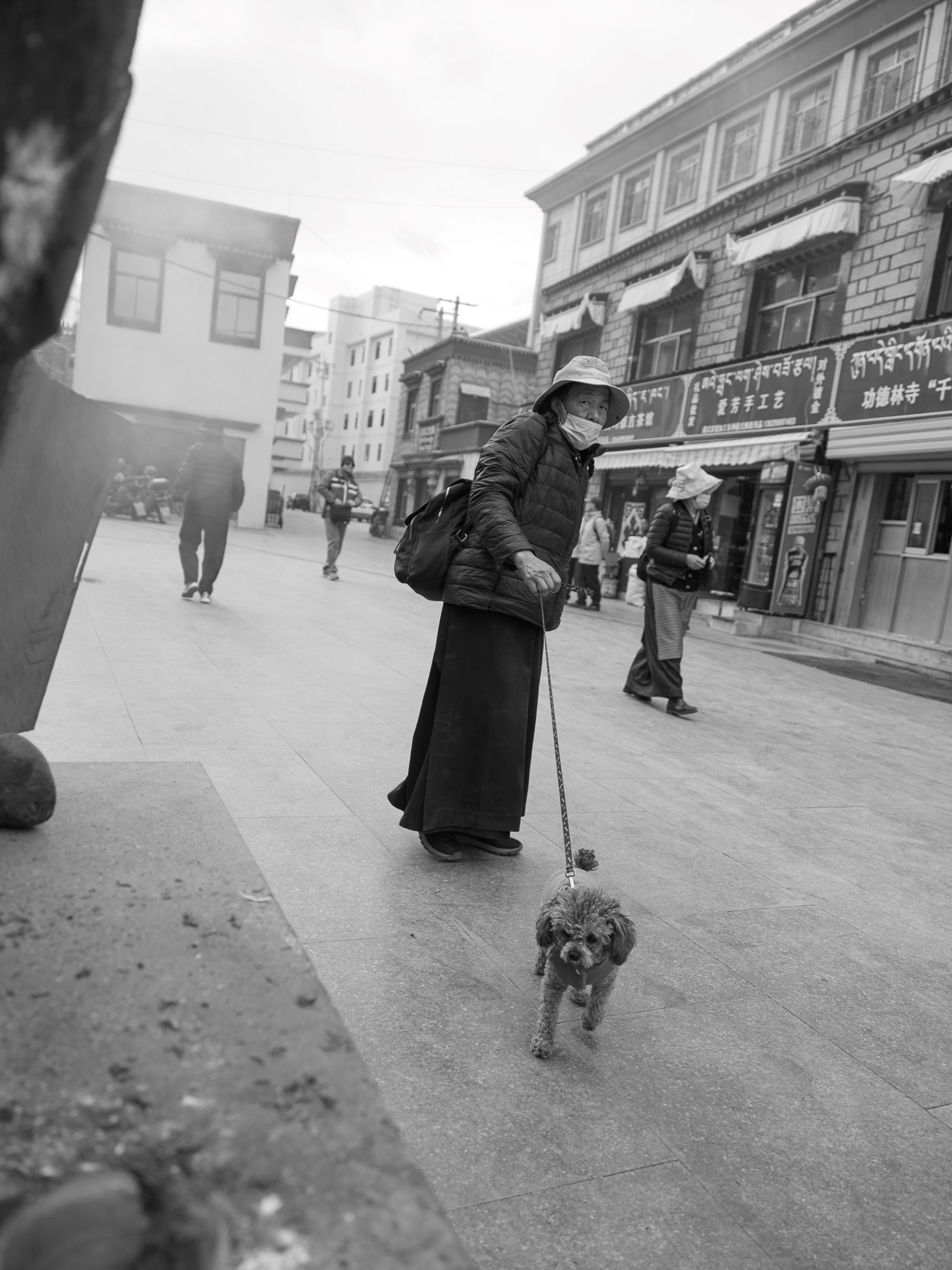 lhasa tibet du lich 