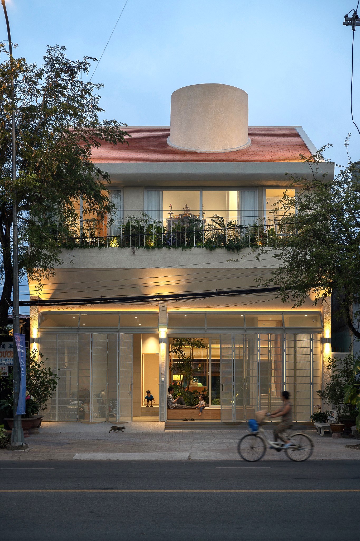 nha pho ngoai that mat tien ong khoi HG ngoac.space