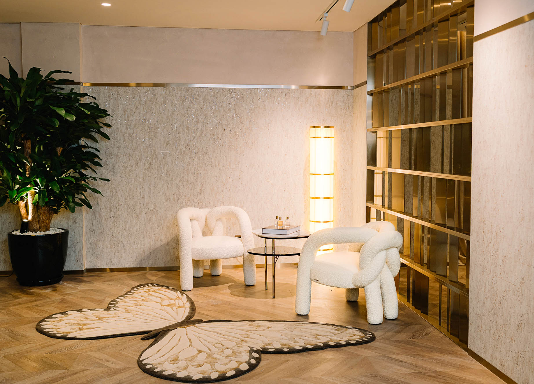 shibari visionnaire eurostyle showroom saigon 