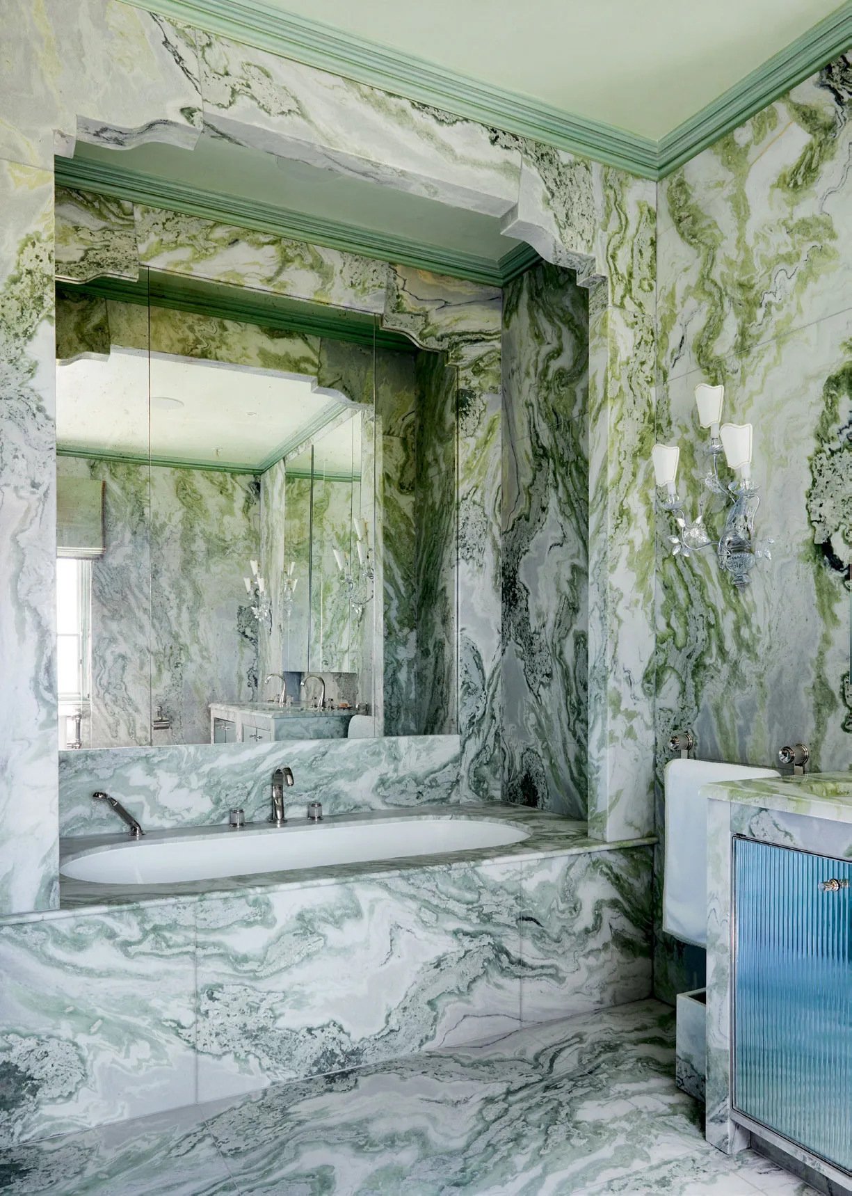 da xanh thiet ke noi that green marbel green stone interior