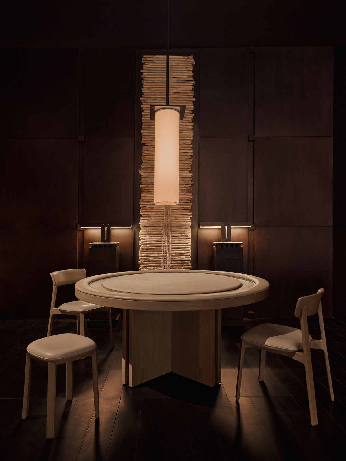 District Eight do noi that milan design week 2025 gam dinh ban ghe