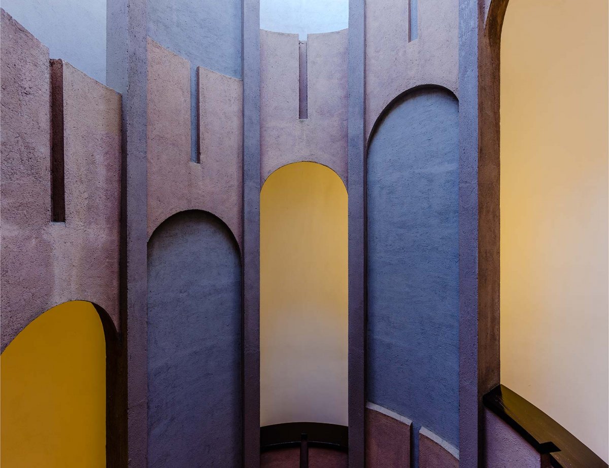 kien truc la fabrica brutalism mai vom
