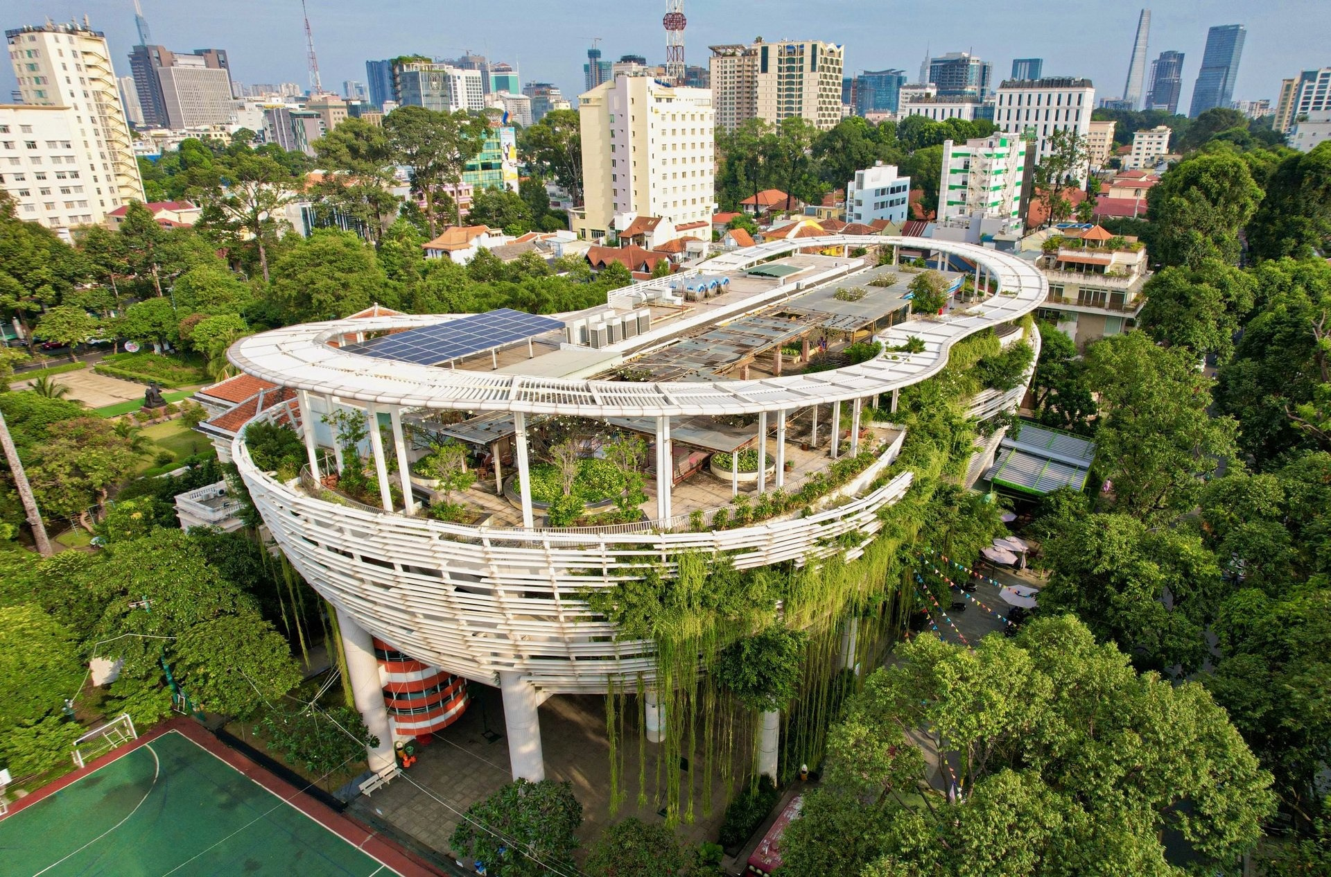cung van hoa thieu nhi viet nam tphcm