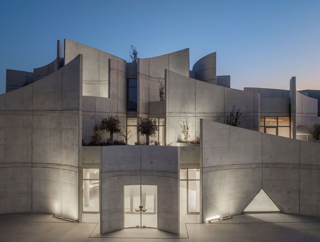 benh vien thu y Tirana Davide Macullo Architects kien truc brutalism