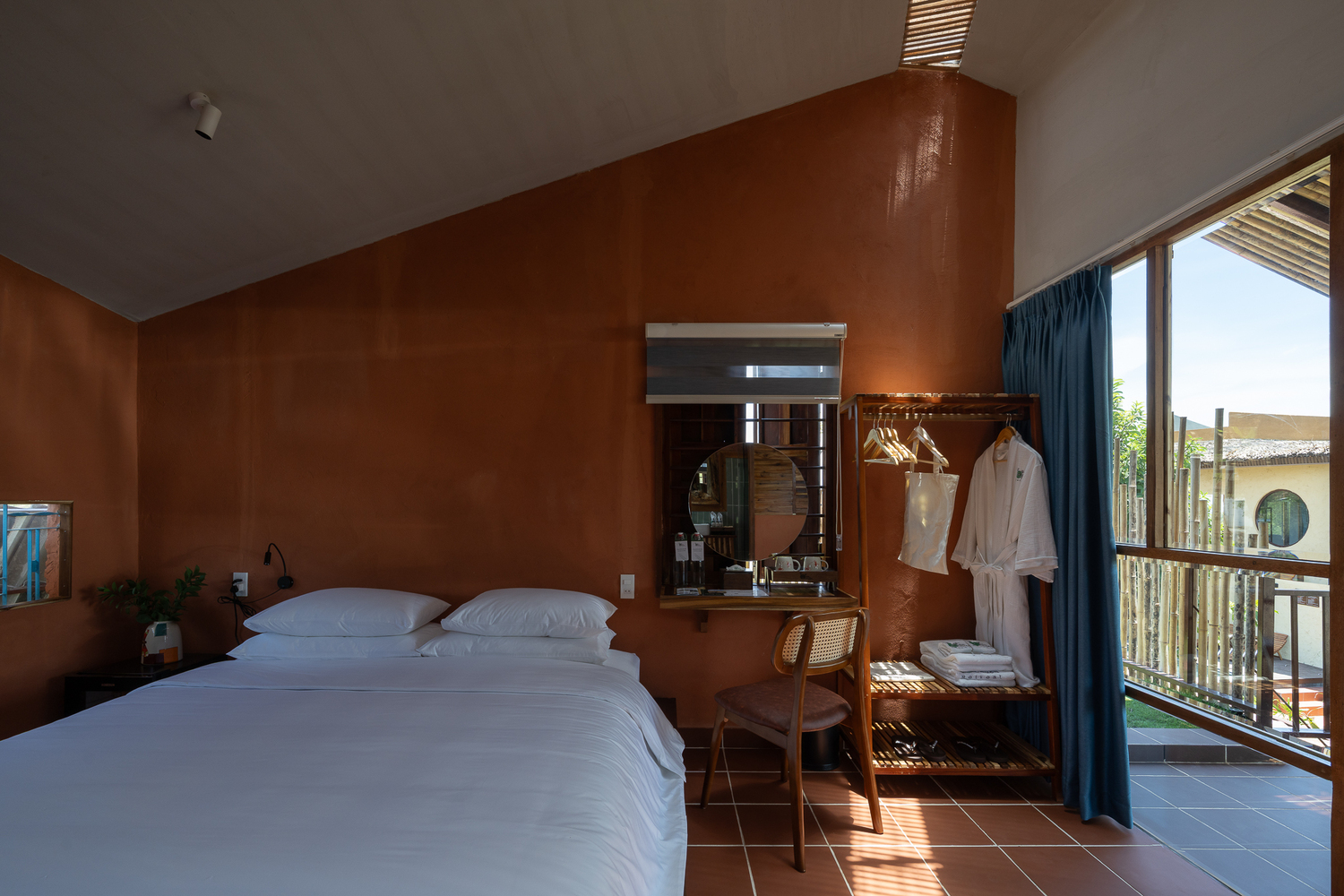 Dragonfly Retreat & Café khach san kien truc