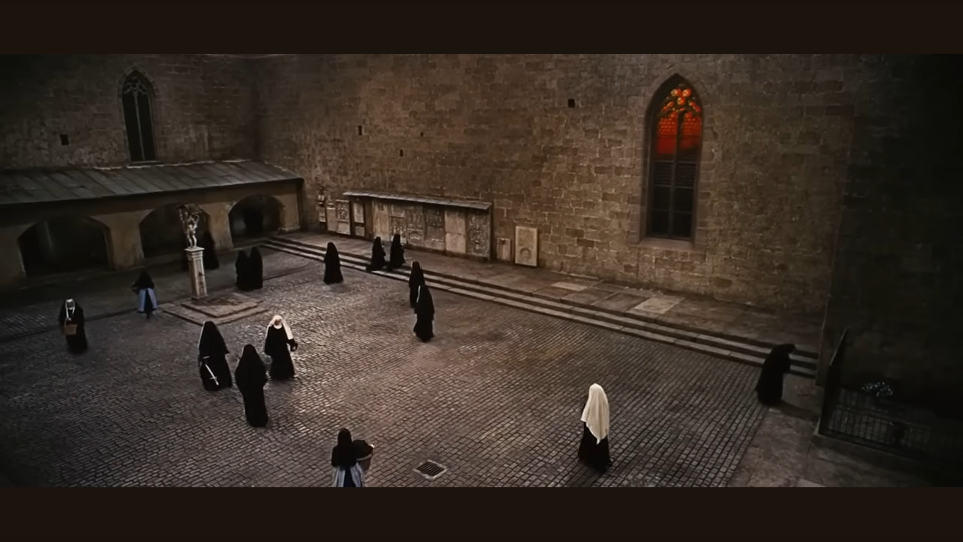 the sound of music thiet ke boi canh Julie Andrews maria Georg von Trapp ao