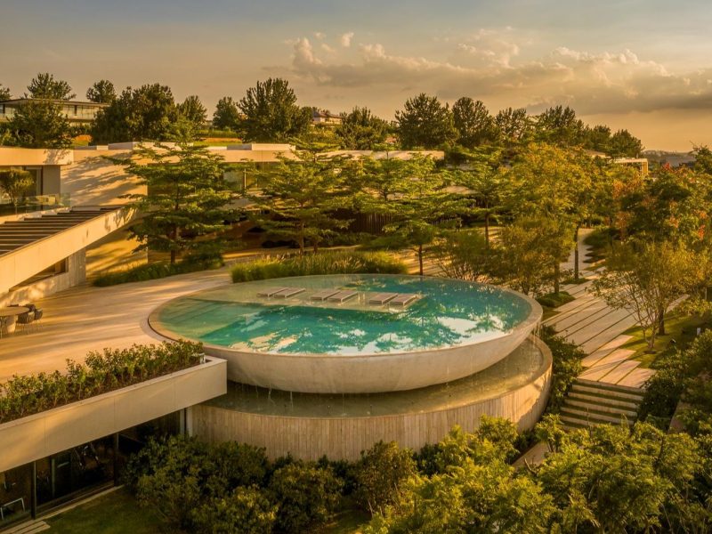 Biệt thự Casa da Baro: Sải cánh phóng khoáng giữa triền đồi São Paulo