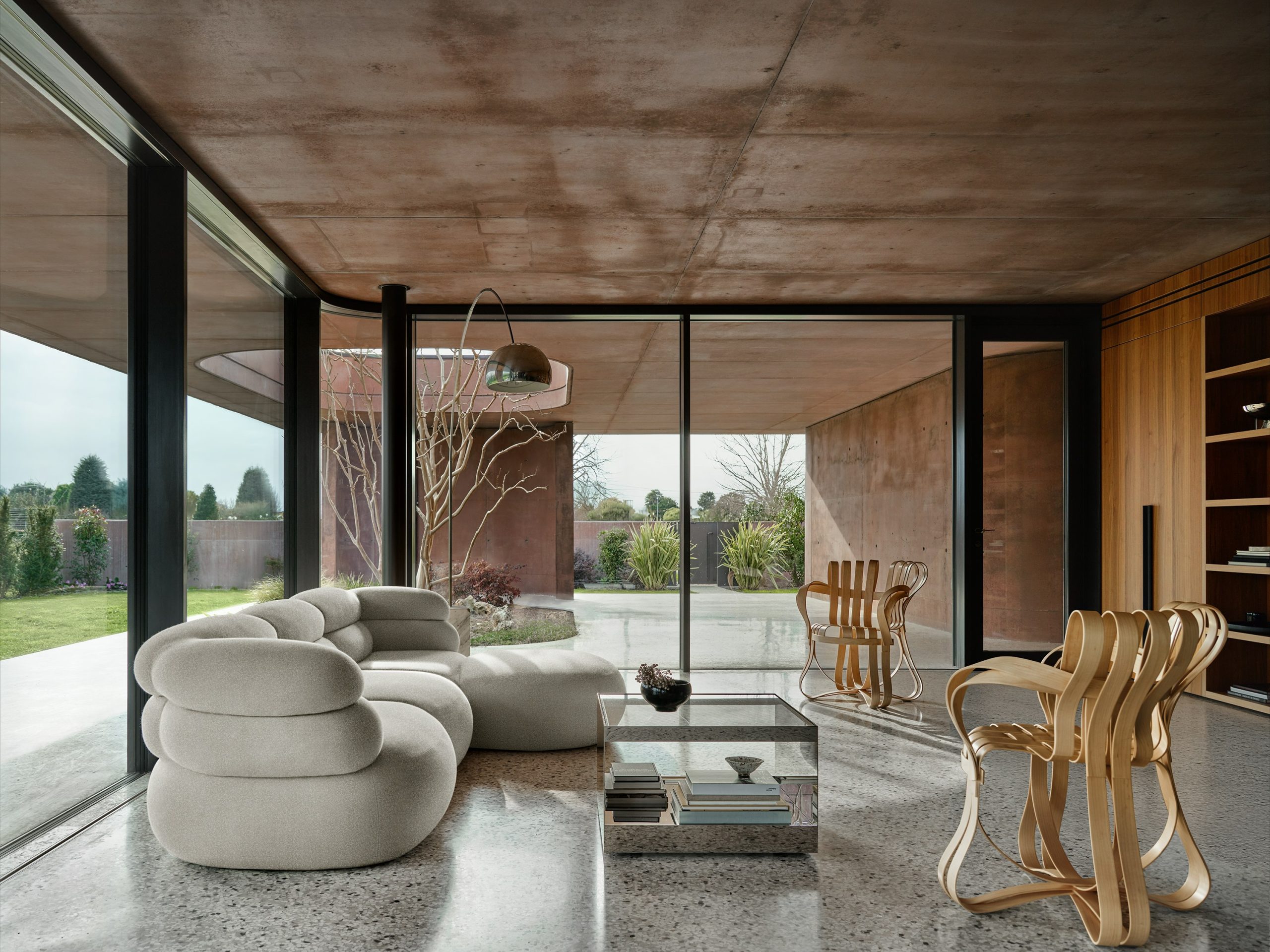 round armchair Biboni Knoll Johnston Marklee