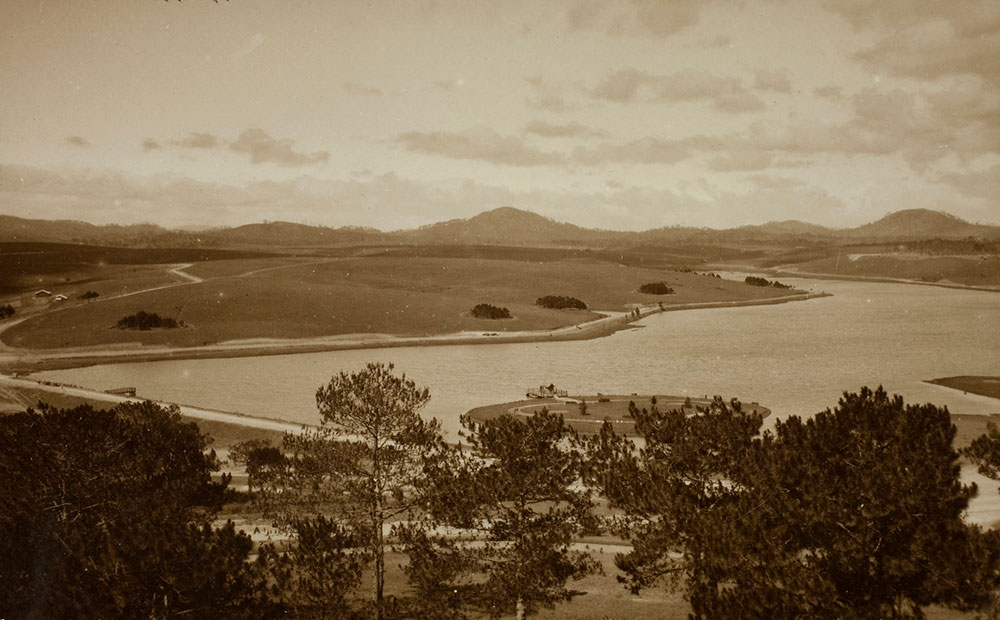 ho xuan huong doi cu du lich da lat
