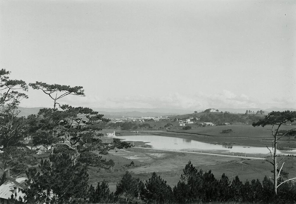 ho nuoc rung thong da lat the ki 20 du lich lich su
