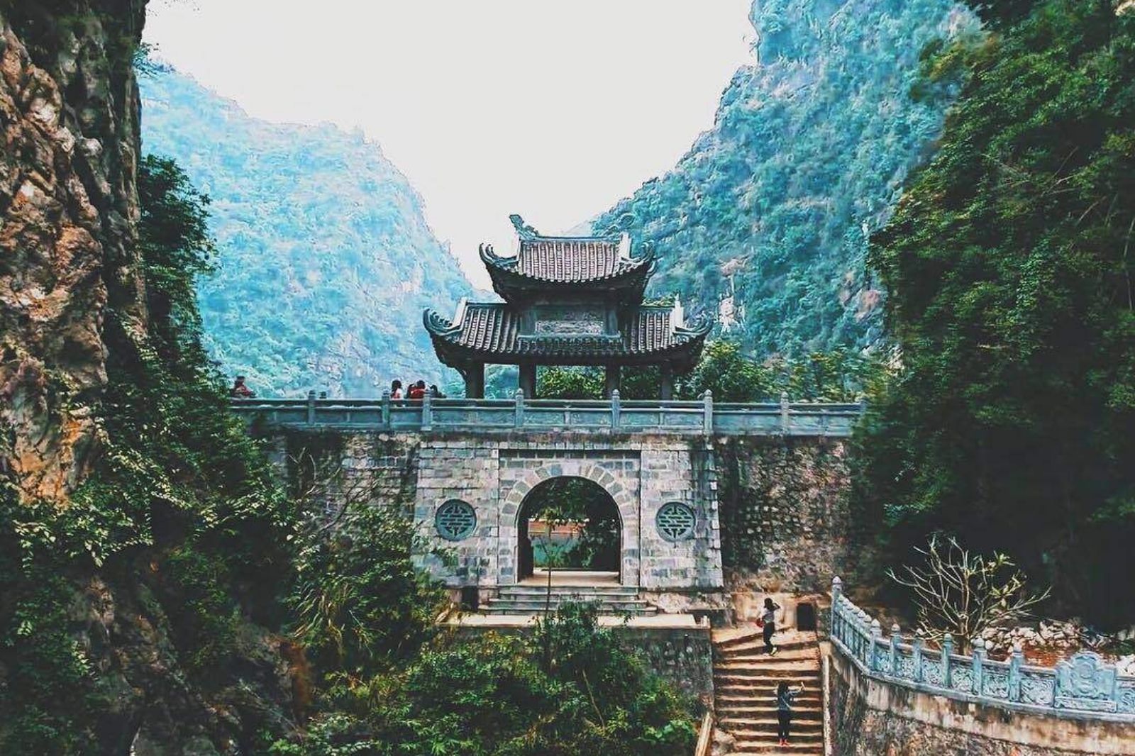 dong am tien ninh binh