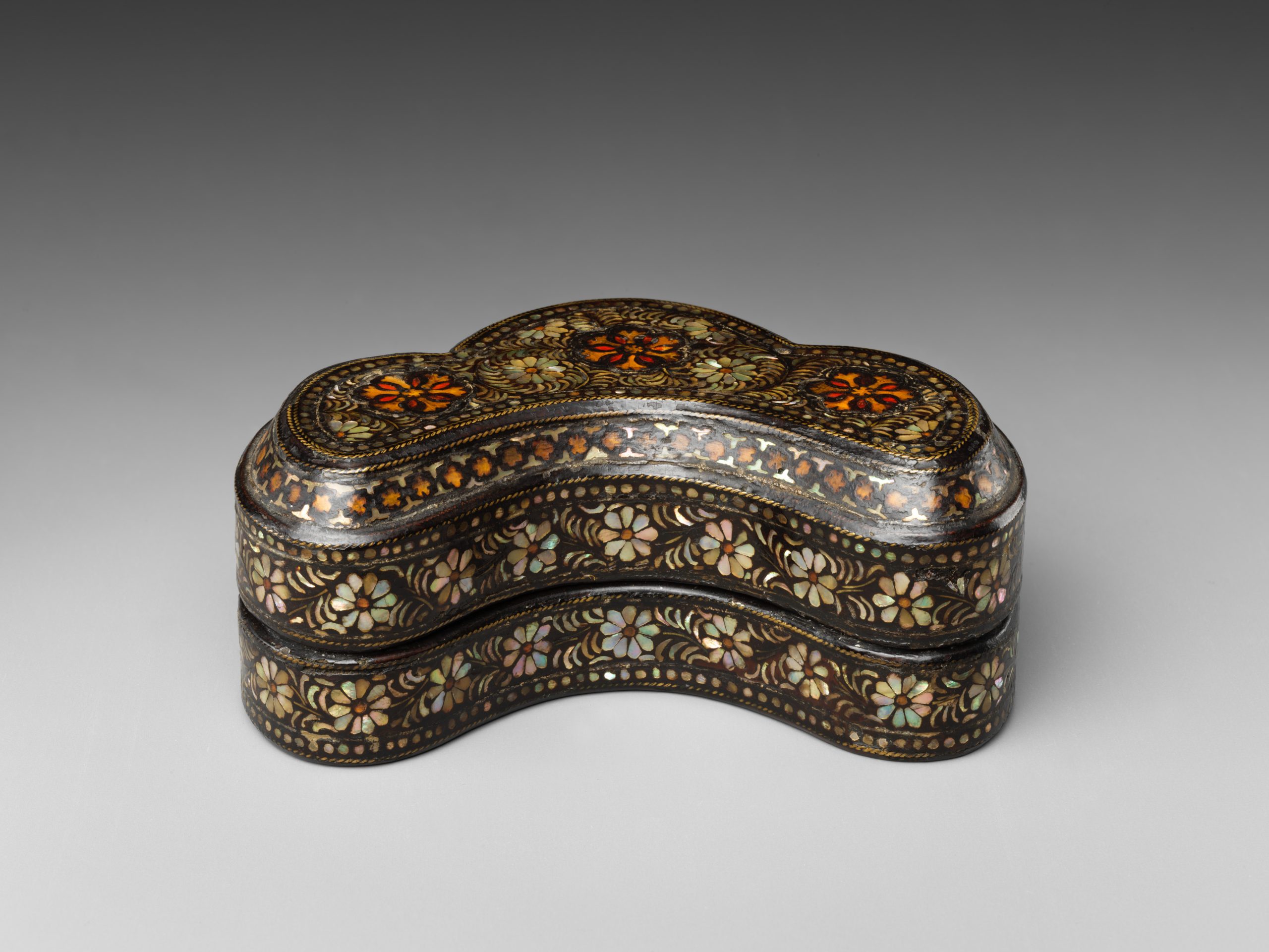 mother of pearl inlay lich su nguon goc lang nghe