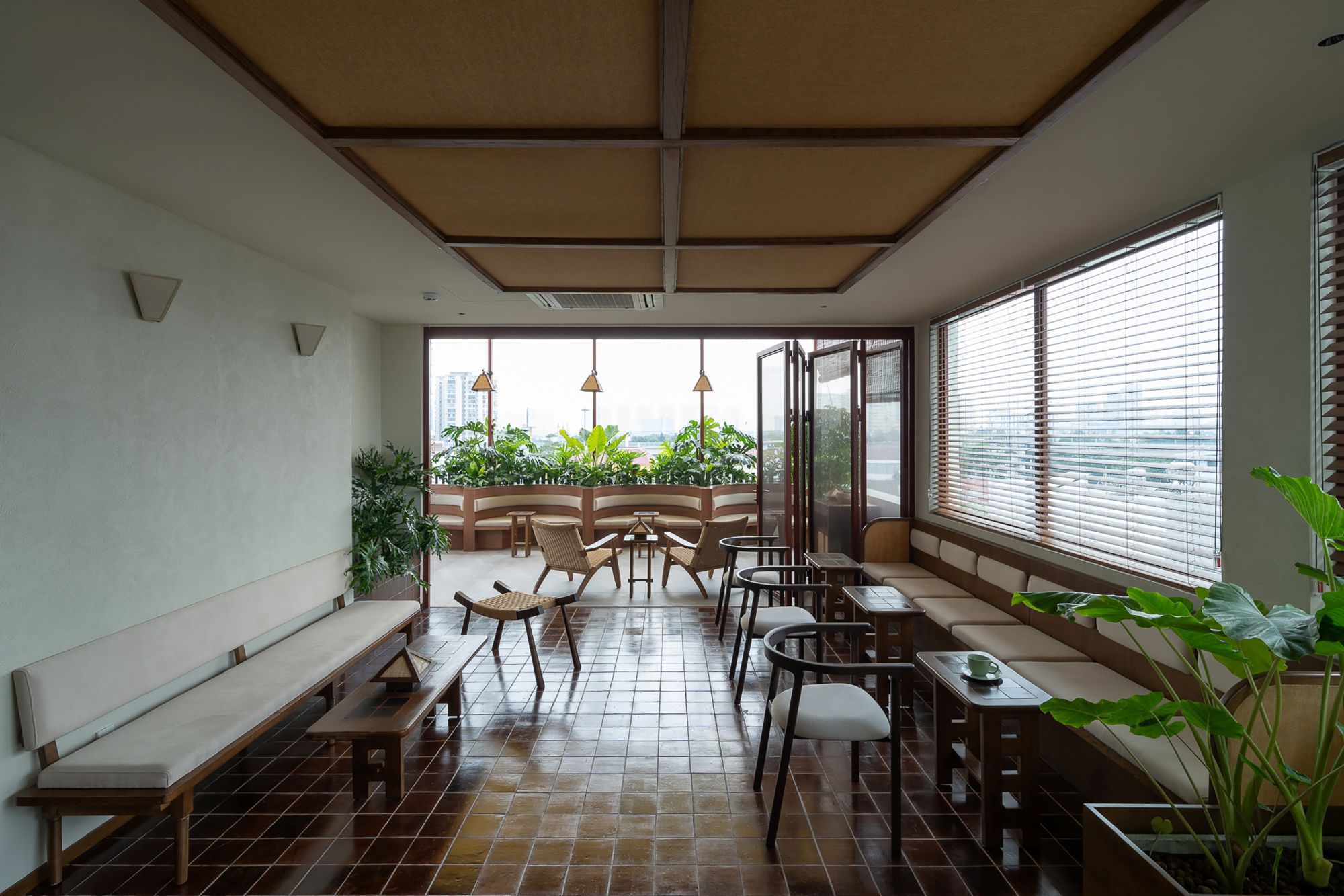 san thuong ngoai troi third place tri lieu thao dien the lab saigon