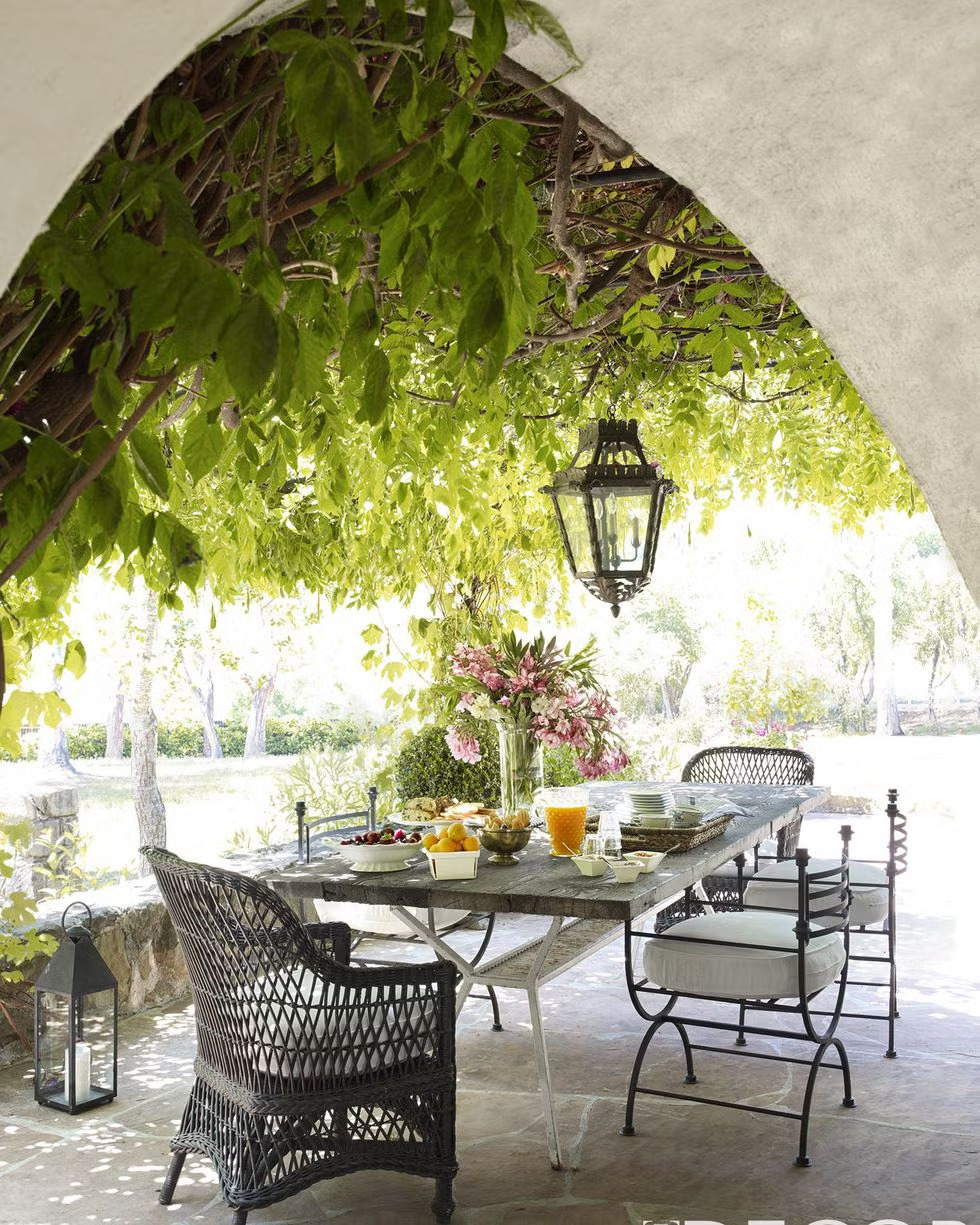 mai hien ngoai troi patio pergola
