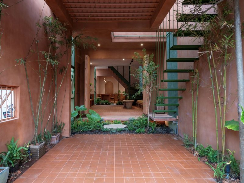 Nhà Chậu Đất - Tổ ấm nặn từ ký ức gốm Lái Thiêu - NAQI & Partners