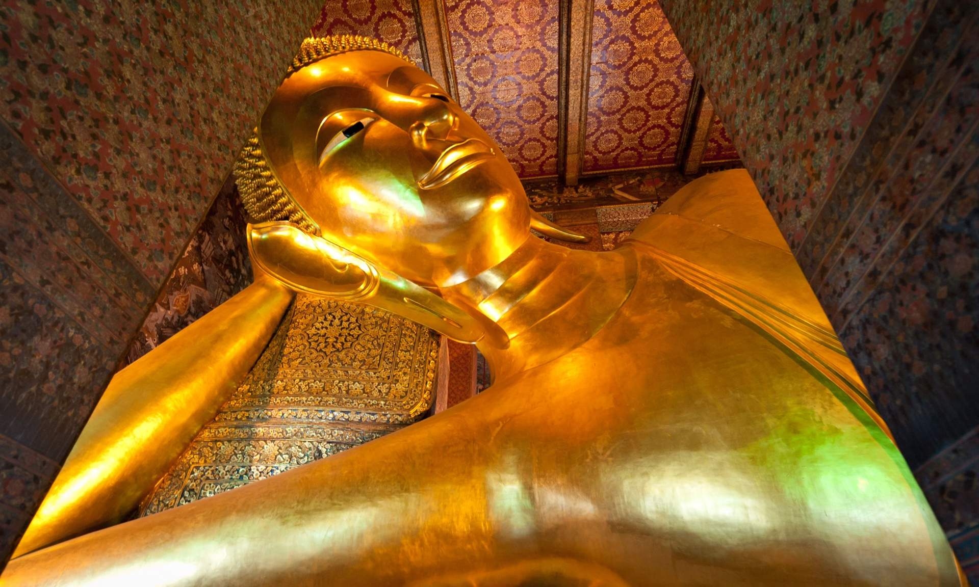 buddha statue