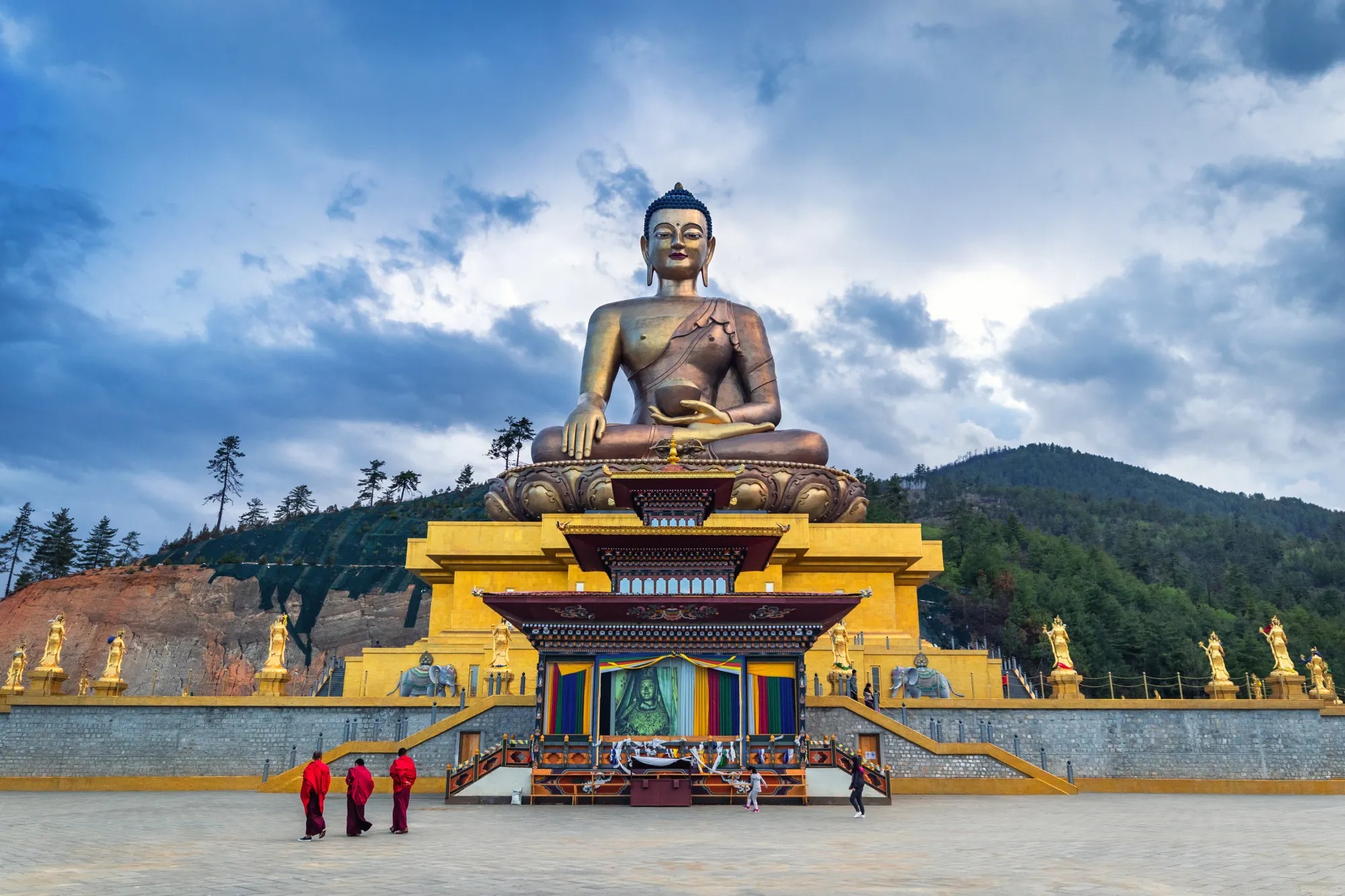 tuong phat phat giao buddha statue