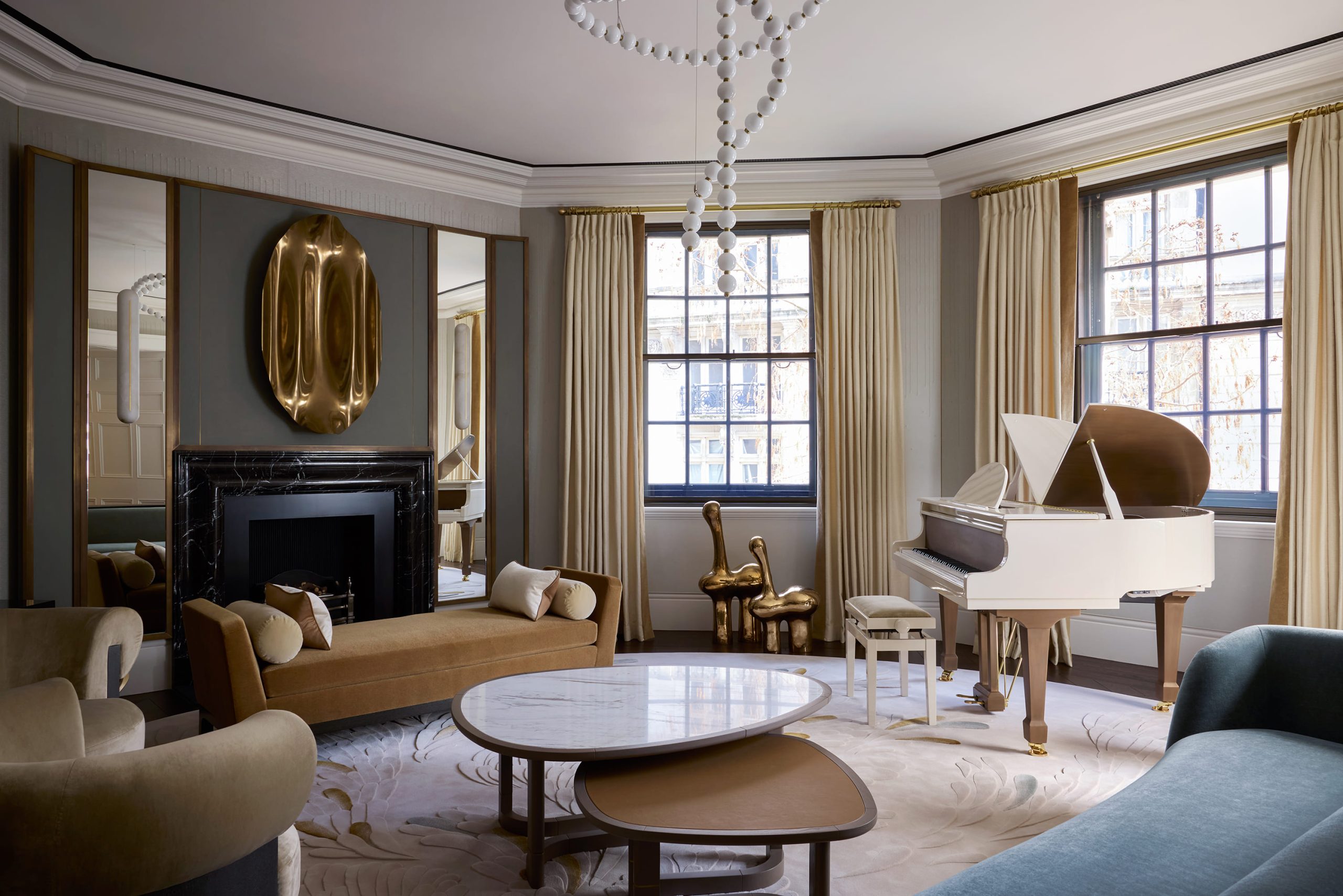 Valeria Senkina can ho London apartment