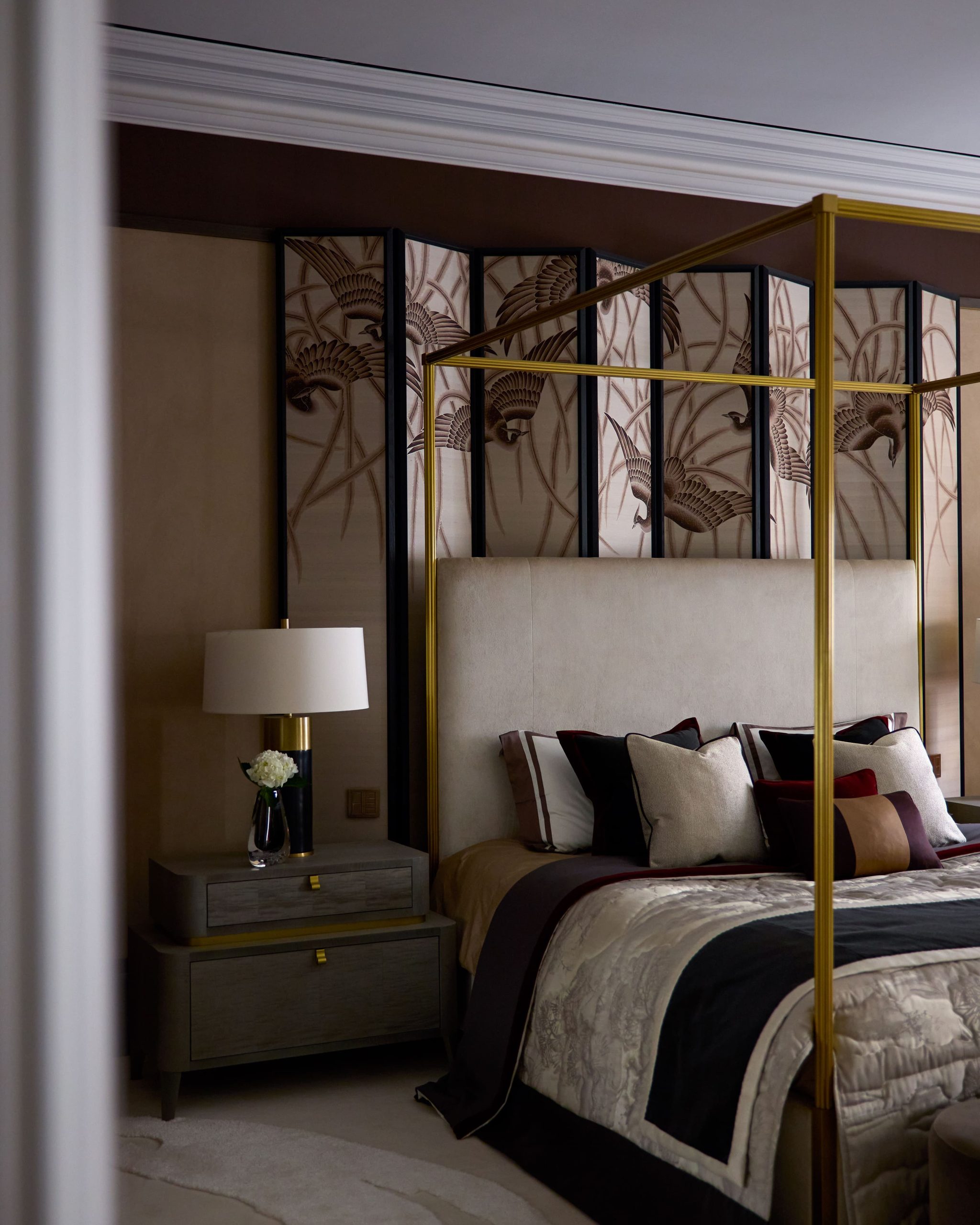Valeria Senkina can ho London apartment