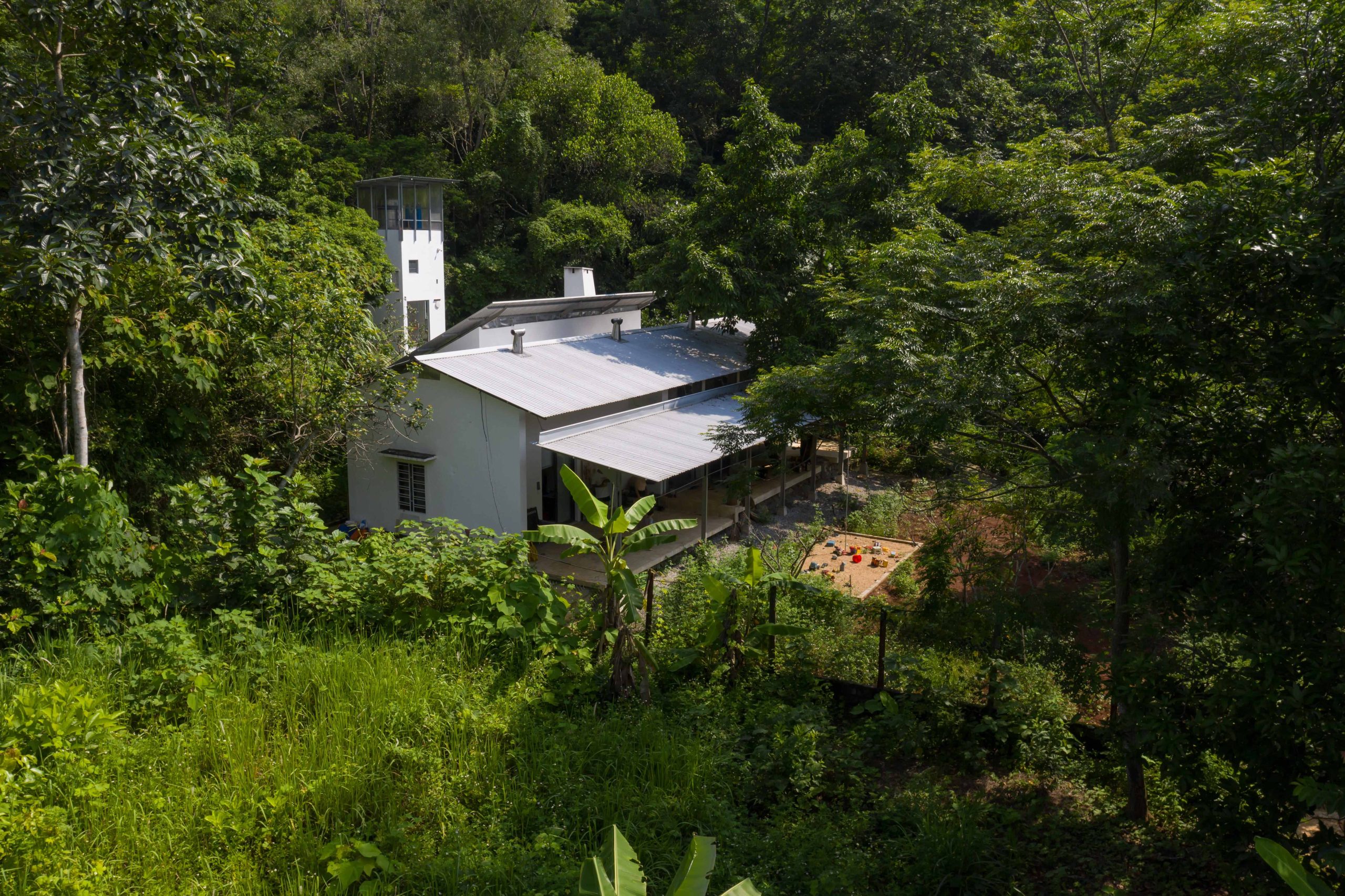 hoa binh house chimnon studio 814lab nha nong thon
