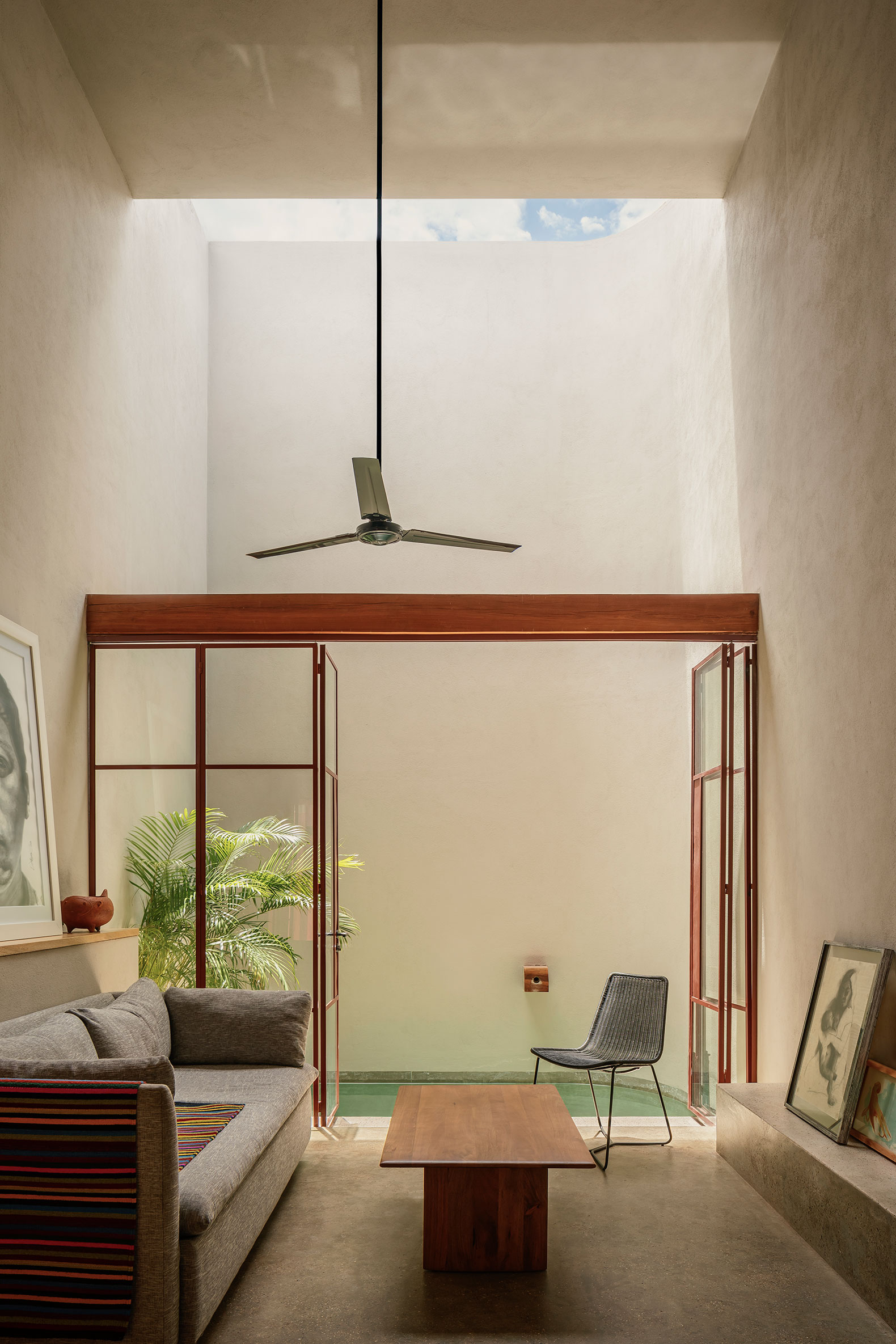 ngoi nha Red House Casa Roja Ángel García Estudio Bahías de Huatulco Oaxaca Mexico