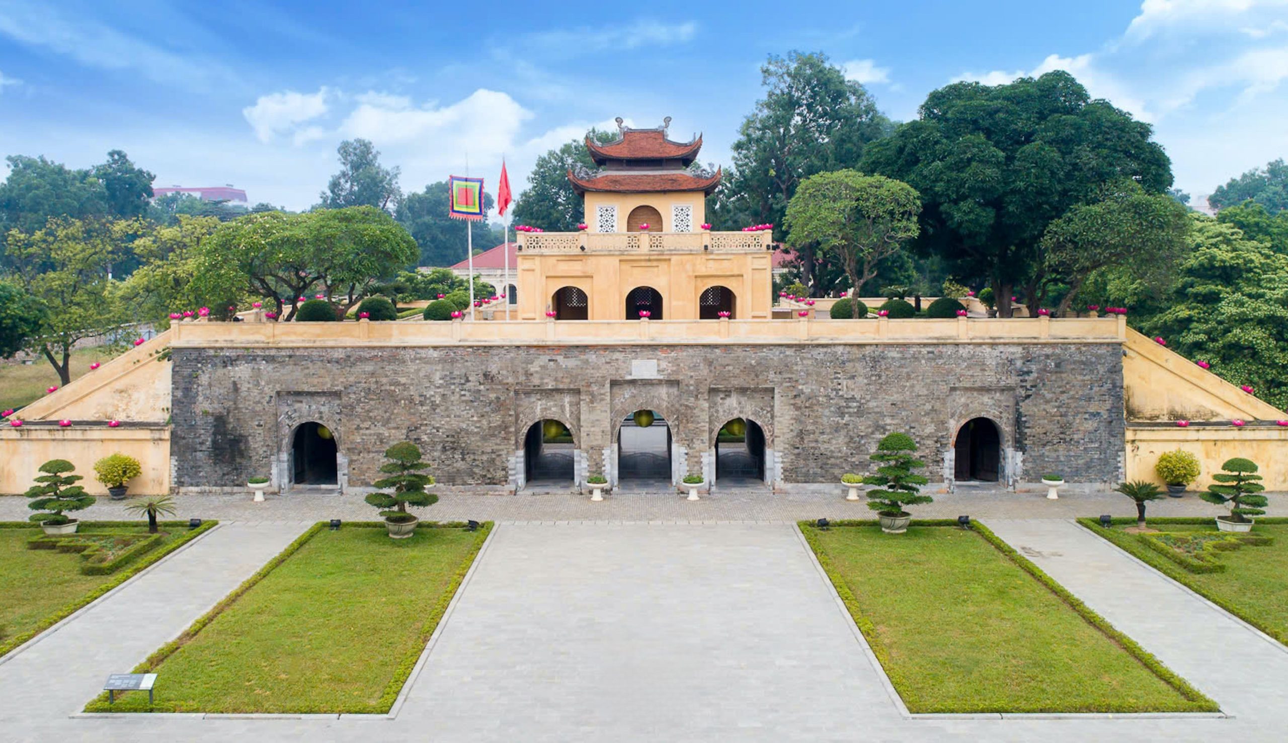 co do viet nam hoa lu hoang thanh thang long dai noi hue