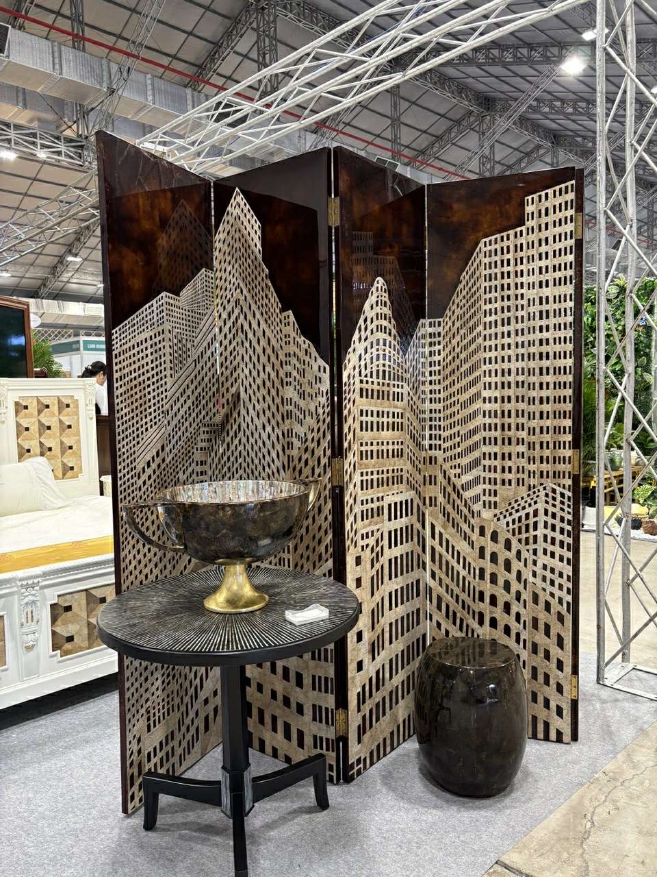 diamond fine furniture binh phong thu cong my nghe lifestyle vietnam 2025