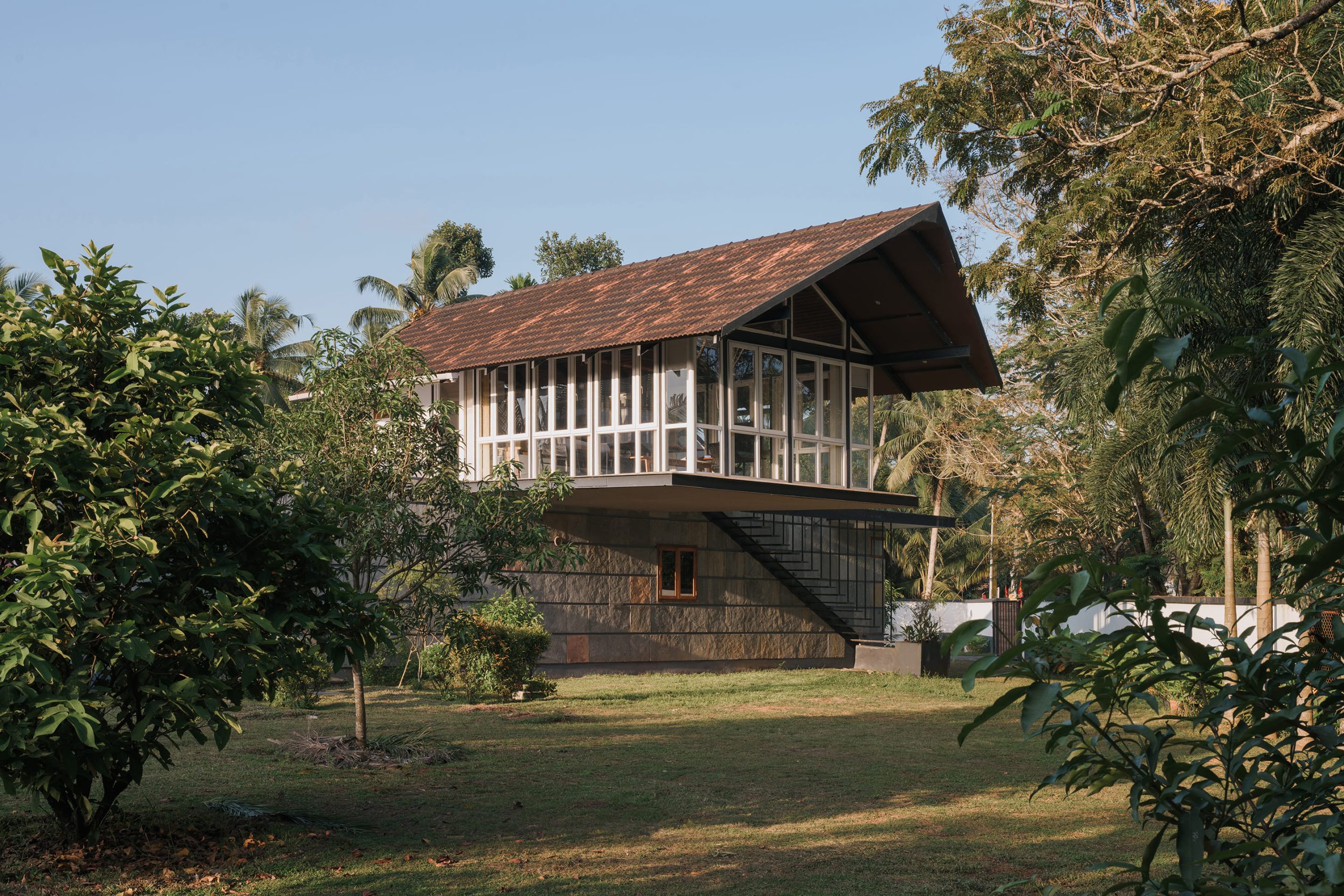 nha nhiet doi House of Quad Thomas Parambil Architects Reuben John Joseph