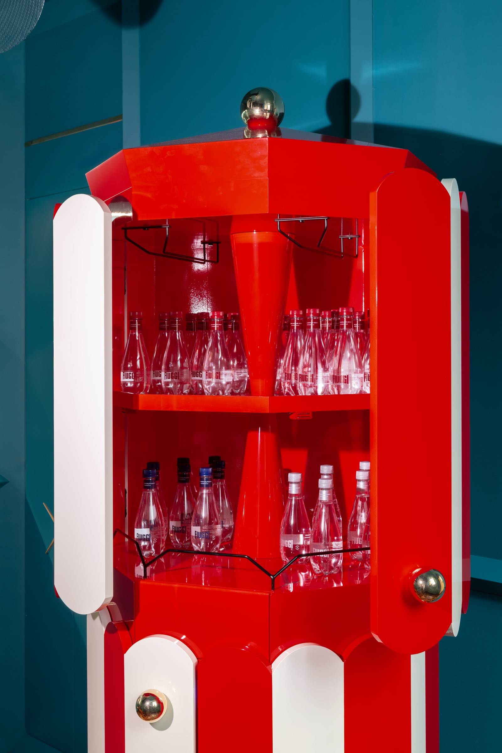 bar cabinet Ostrega Arte Veneziana Tropicana Giner y Colomer Alfieri Albedo SKINS CLUB Signature Kitchen Suite Pollock altreforme Bloom Icon Milla & Milli HEXA R’Kan Douro K4000 Karpa