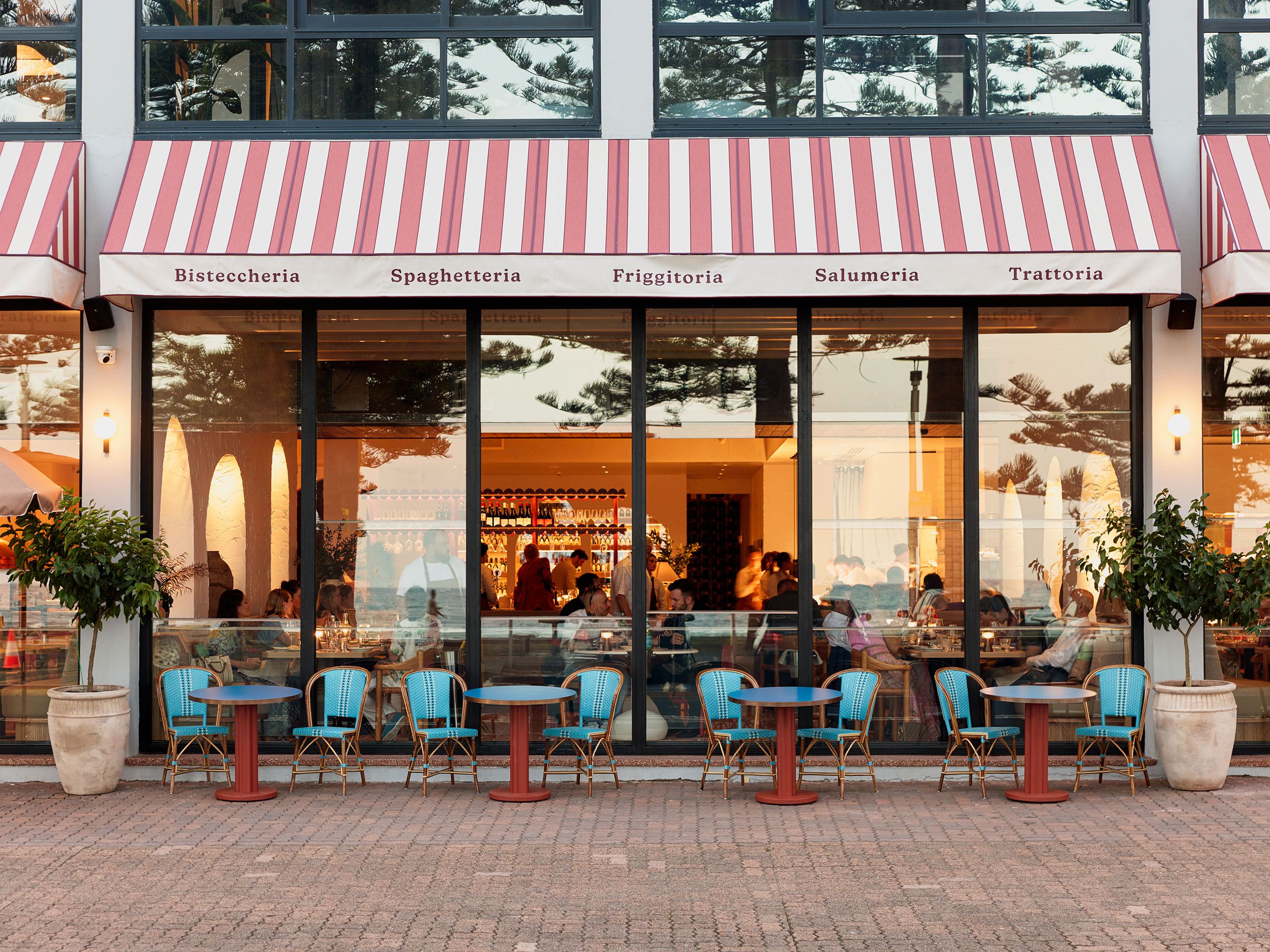 nha hang y cibaria am thuc van hoa du lich noi that