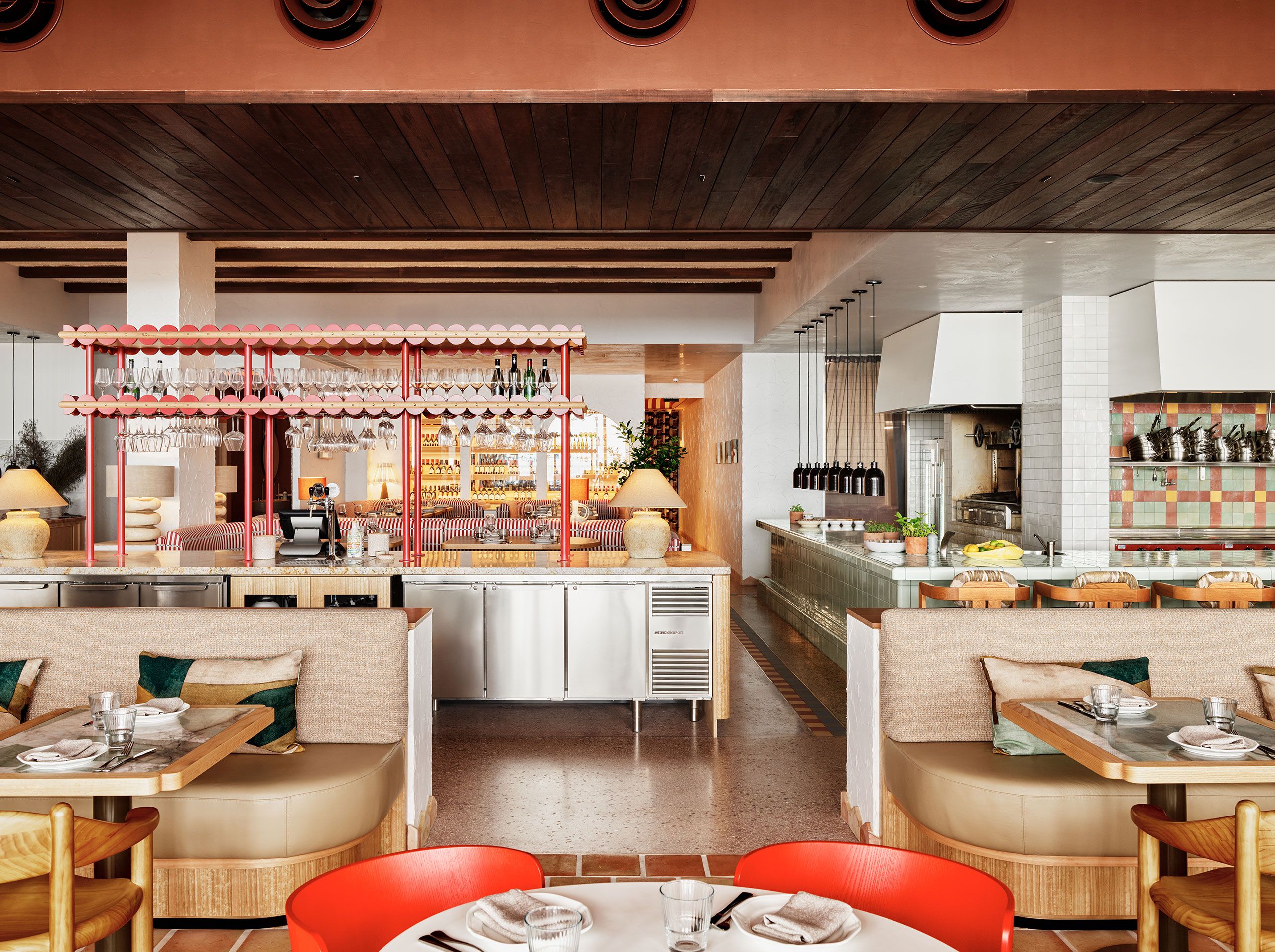 nha hang y cibaria am thuc van hoa du lich noi that