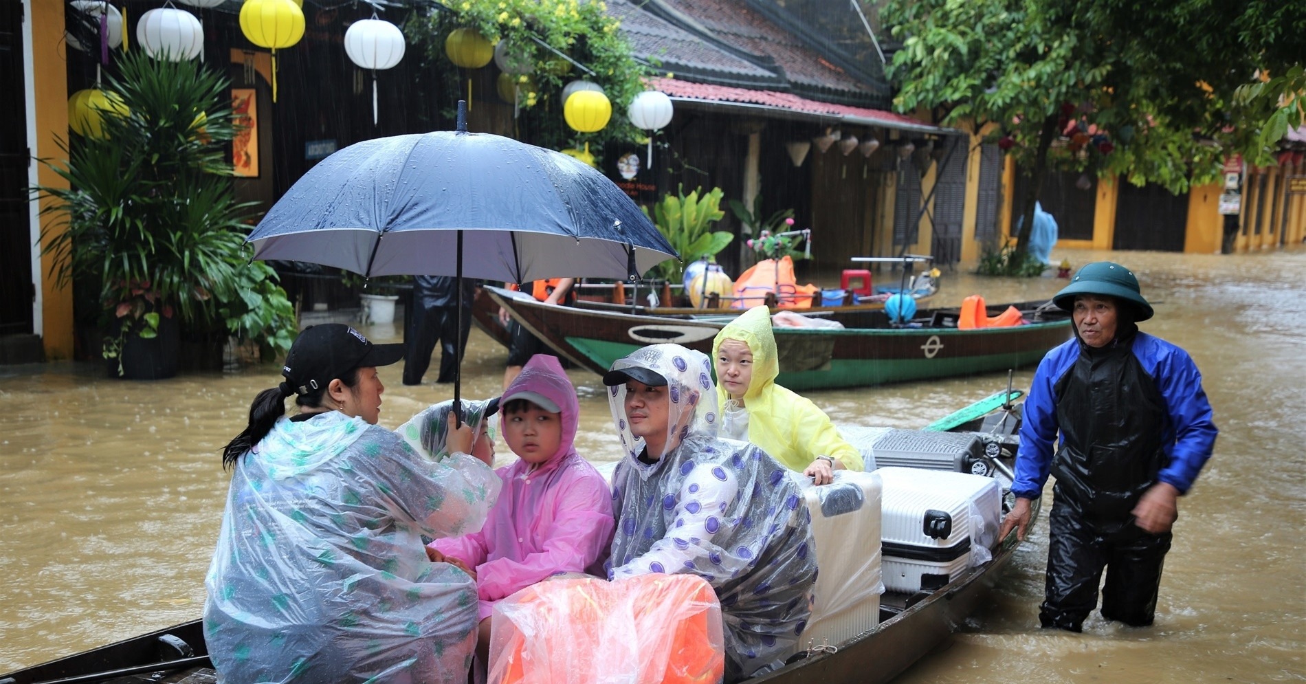 thich ung tham hoa bien doi khi hau