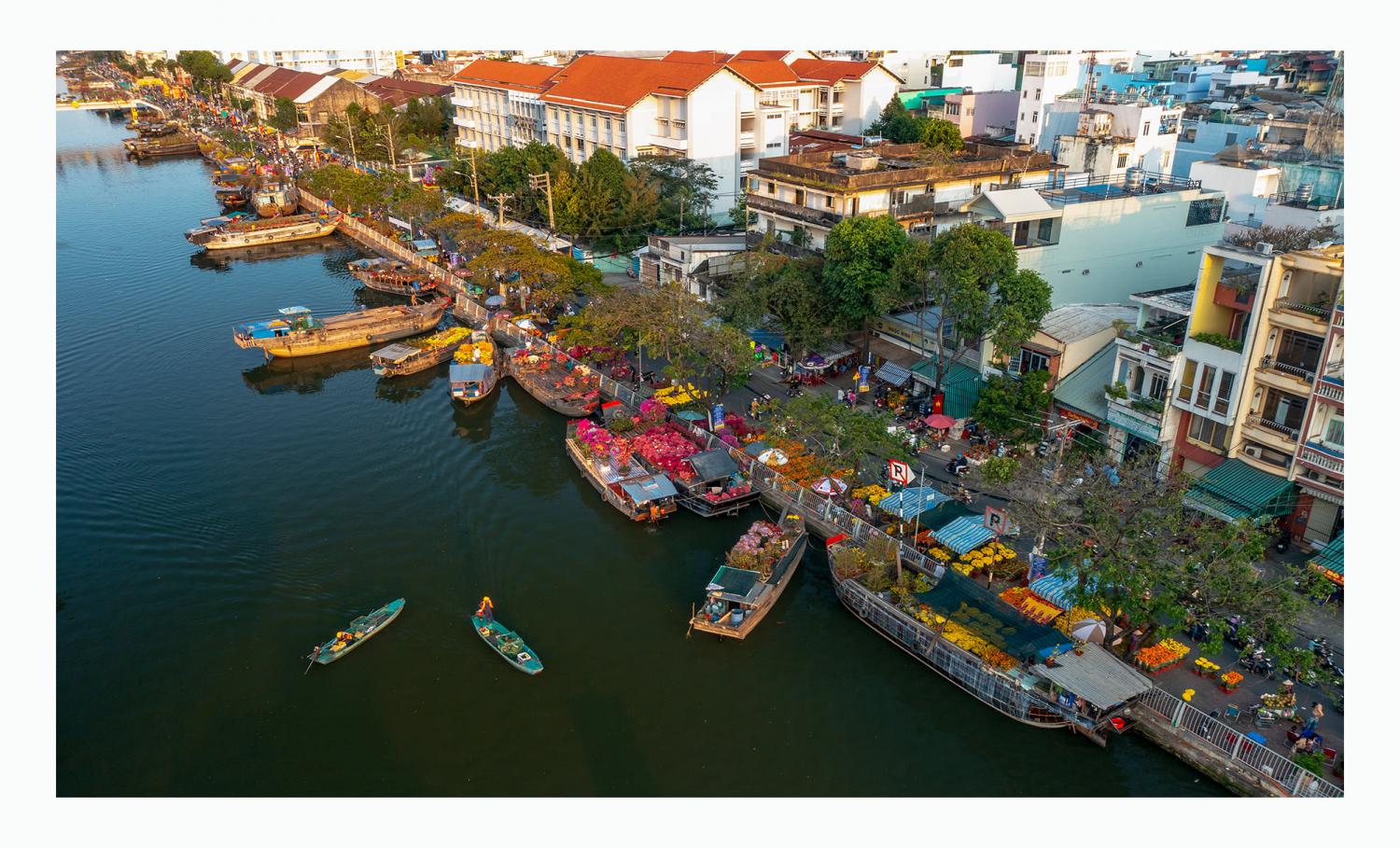 ben binh dong giap tet