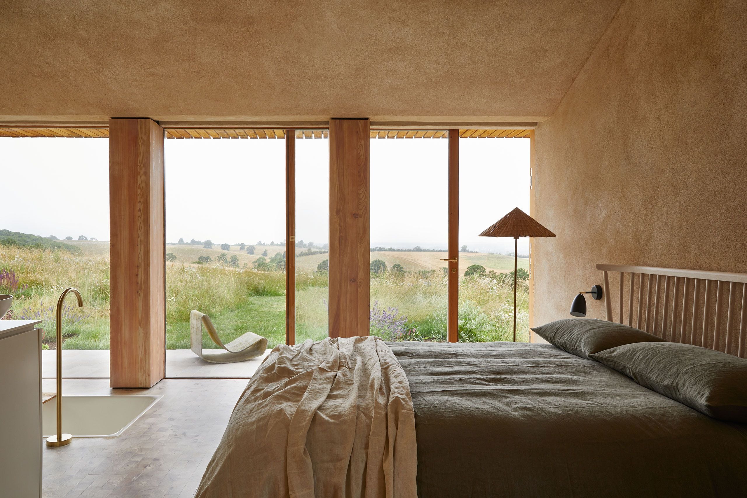 London nha nghi duong The Makers Barn HUTCH