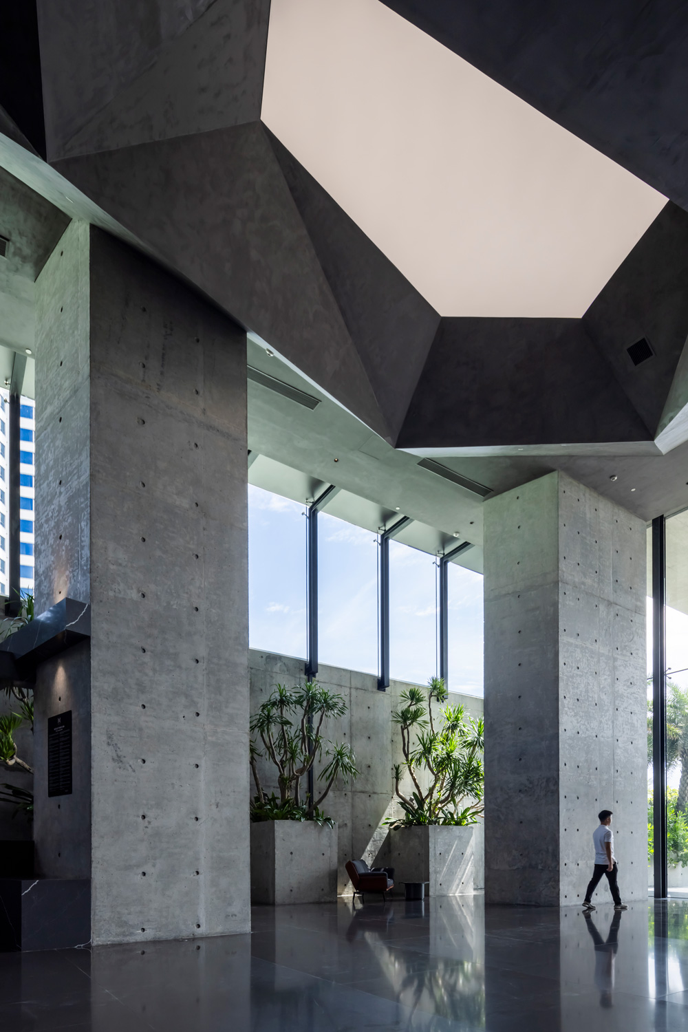 Khong gian M Hotel Da Nang 2