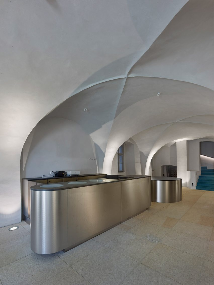 Atelier Stepan cai tao di san Silver House Vanda Stepan Marek Stepan