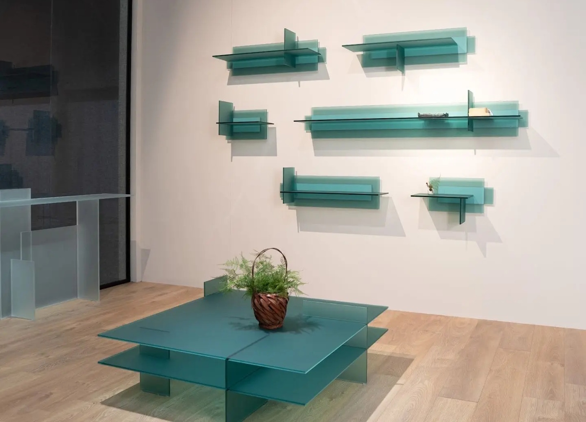 ke treo tuong DADO Schönbuch SINAPSI Casamania & Horm LOOP andblack KAZIMIR Glas Italia SNAIL Morica Design SENTE Omelette Editions ROUNDCUT Gallotti&Radice FACE Adriani e Rossi edizioni