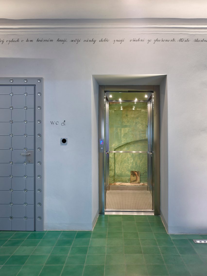 Atelier Stepan cai tao di san Silver House Vanda Stepan Marek Stepan