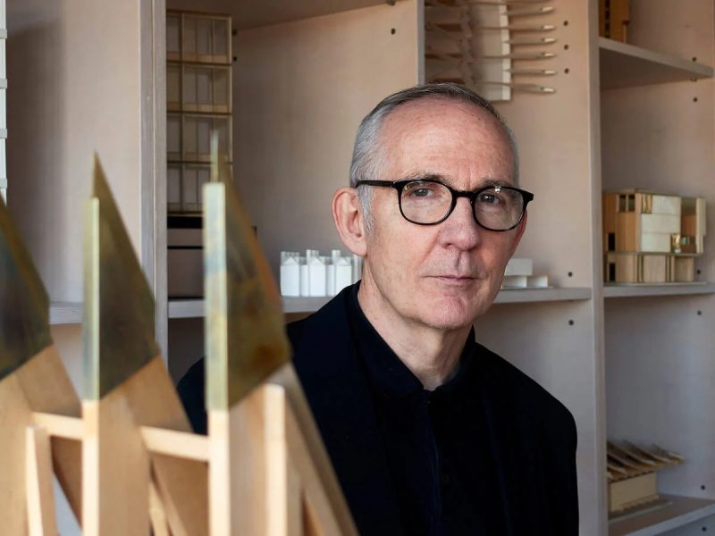 Kiến trúc sư Niall McLaughlin được trao Huy chương Vàng Hoàng gia RIBA 2026